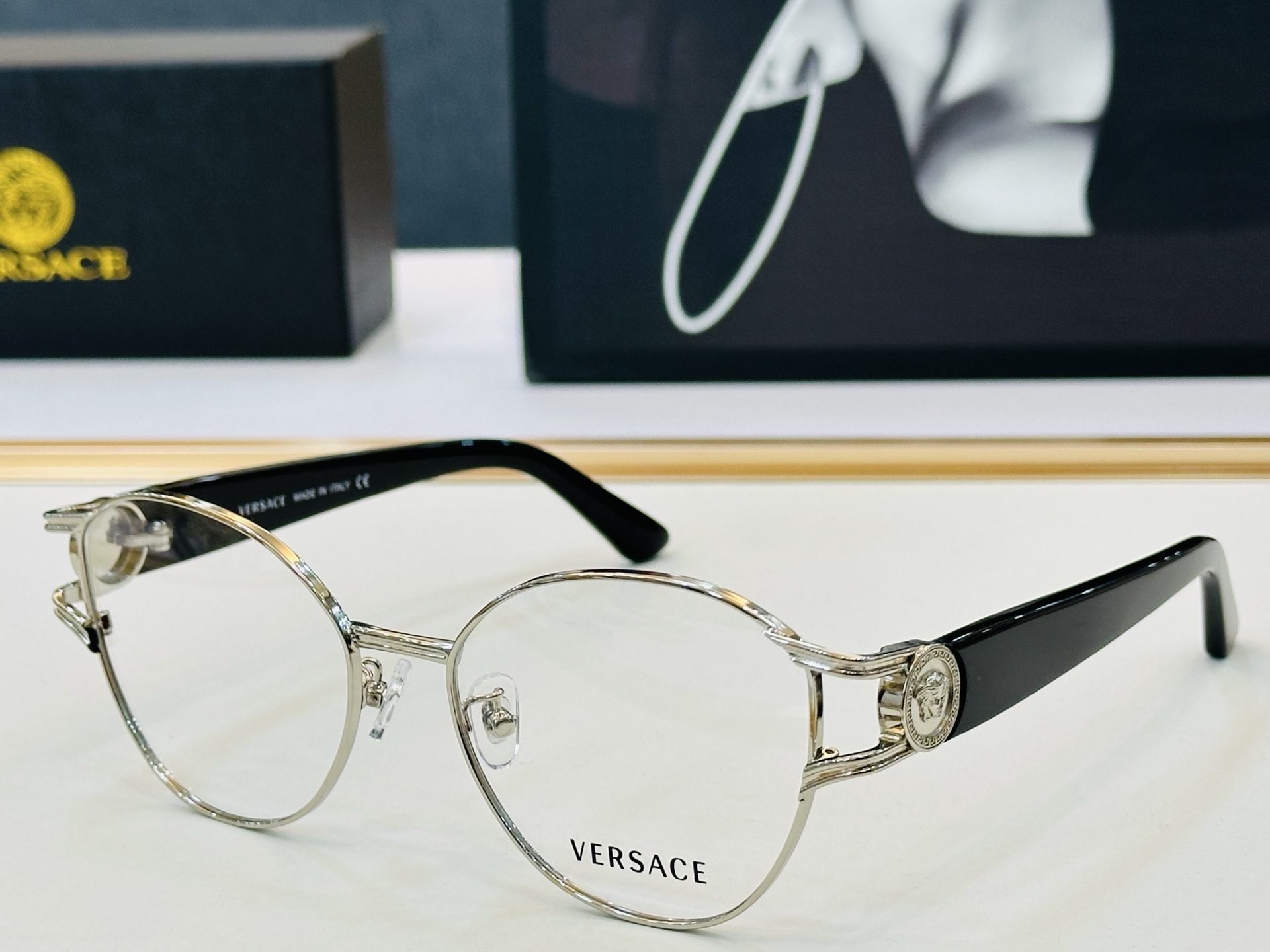 🎉🎉范思家 VERSACE✨✨✨MODEL：VE1309 Size：54口15-145 ✨Z有范