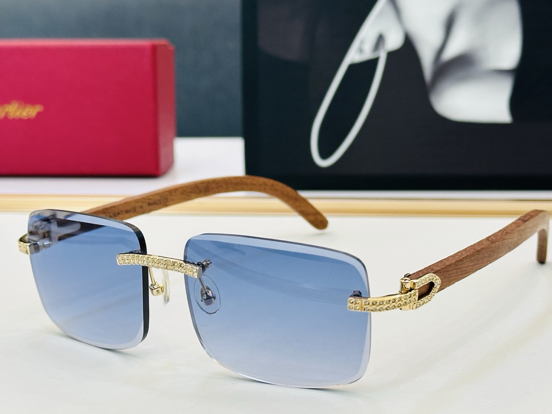 🆕 原版Cartie* 卡家 官网经典款 太阳镜 CT0012 Size：55口16-145 电镀工艺精