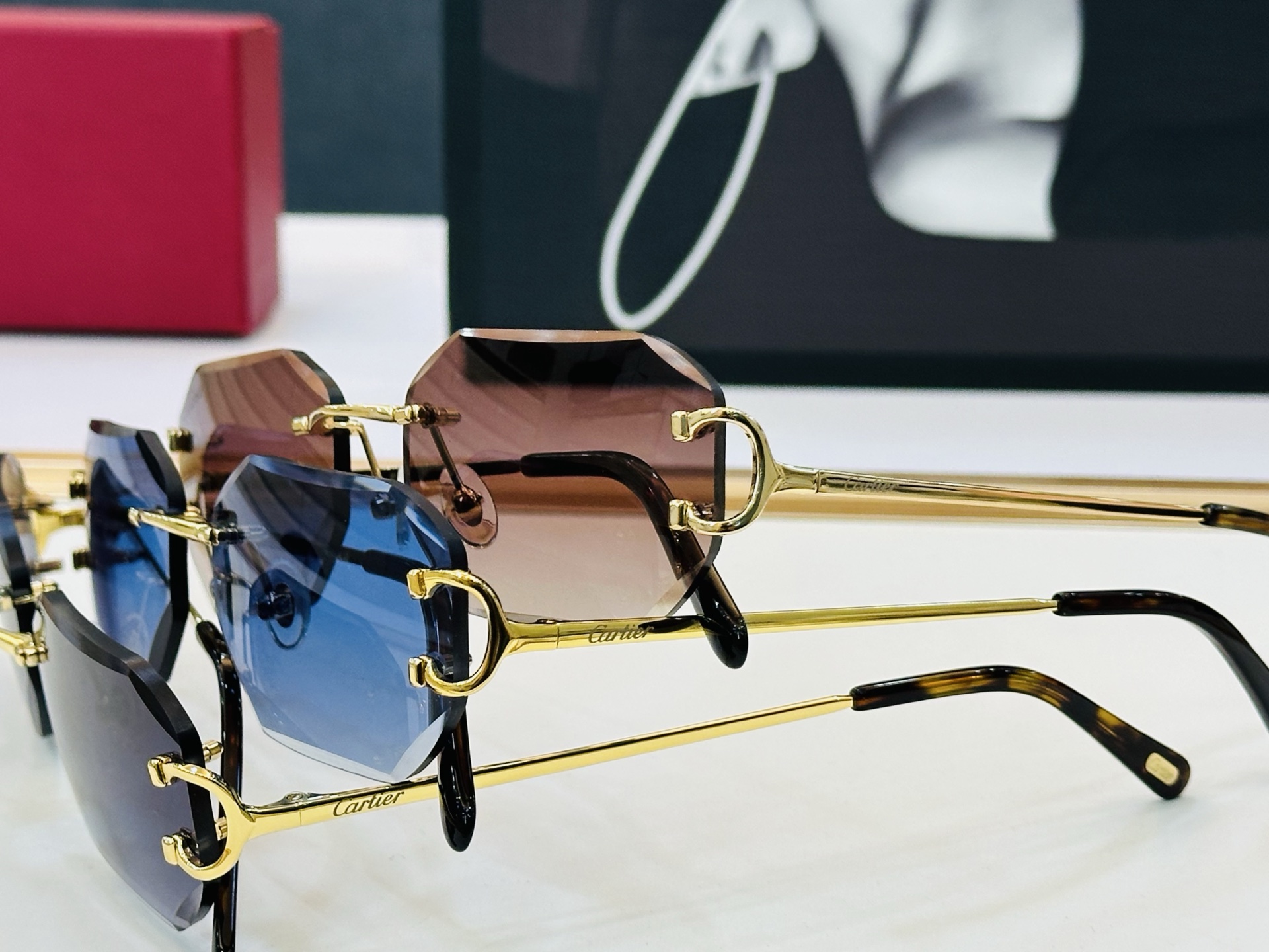 🆕 原版Cartie* 卡家 官网经典款 太阳镜 CT0092O Size：52口18-140 电镀工艺