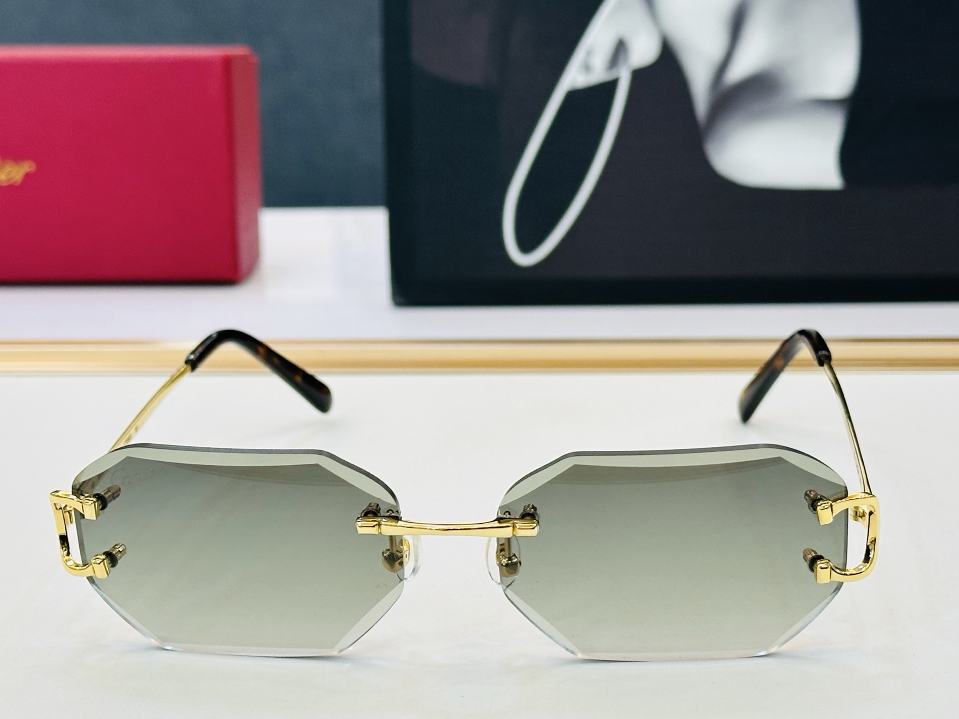 🆕 原版Cartie* 卡家 官网经典款 太阳镜 CT0092O Size：52口18-140 电镀工艺