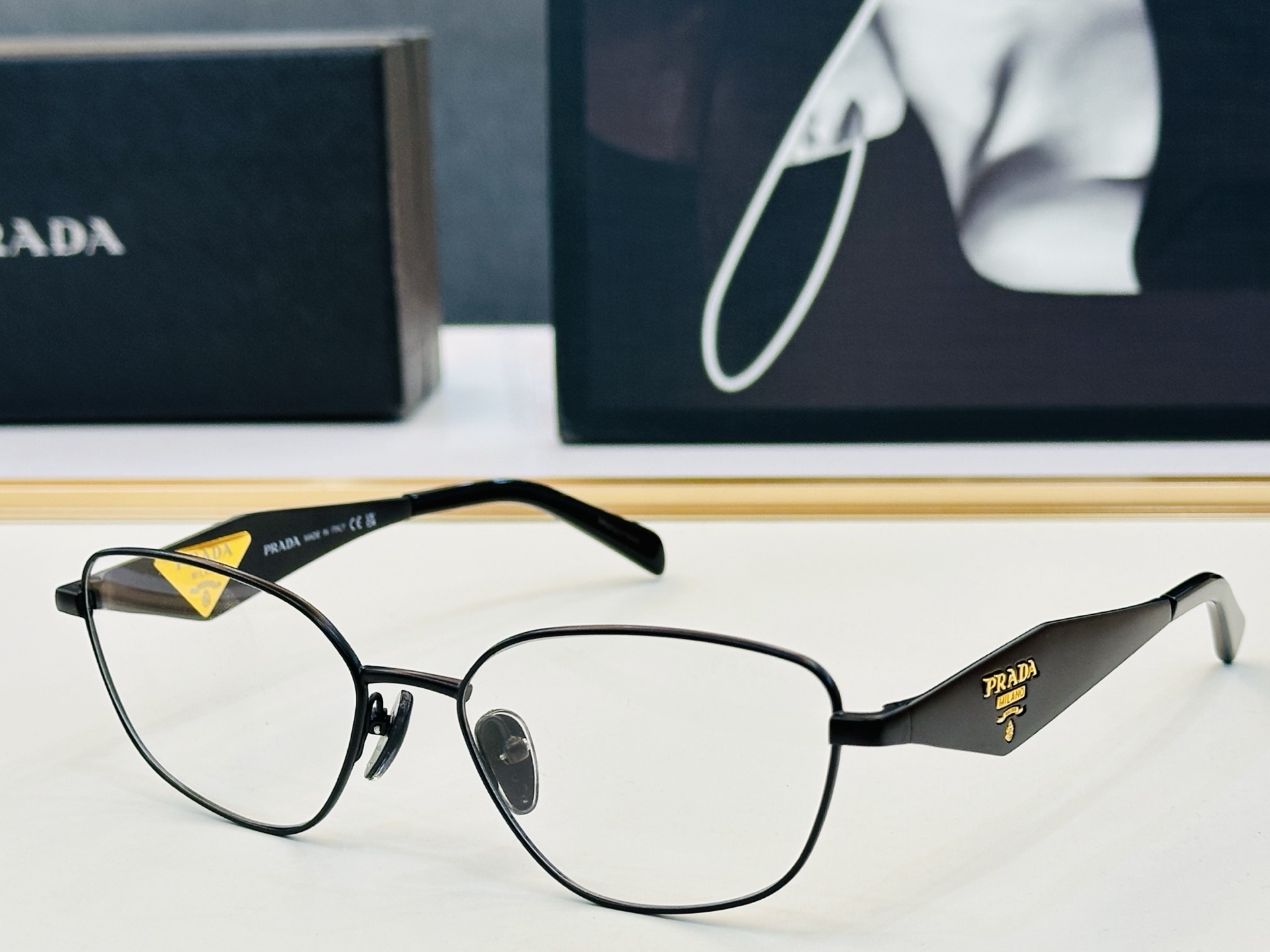 🔺PRAD*🔻普家 PR D52V Size：54口17-140 眼镜系列堪称精湛制作 彰显独特个性 M