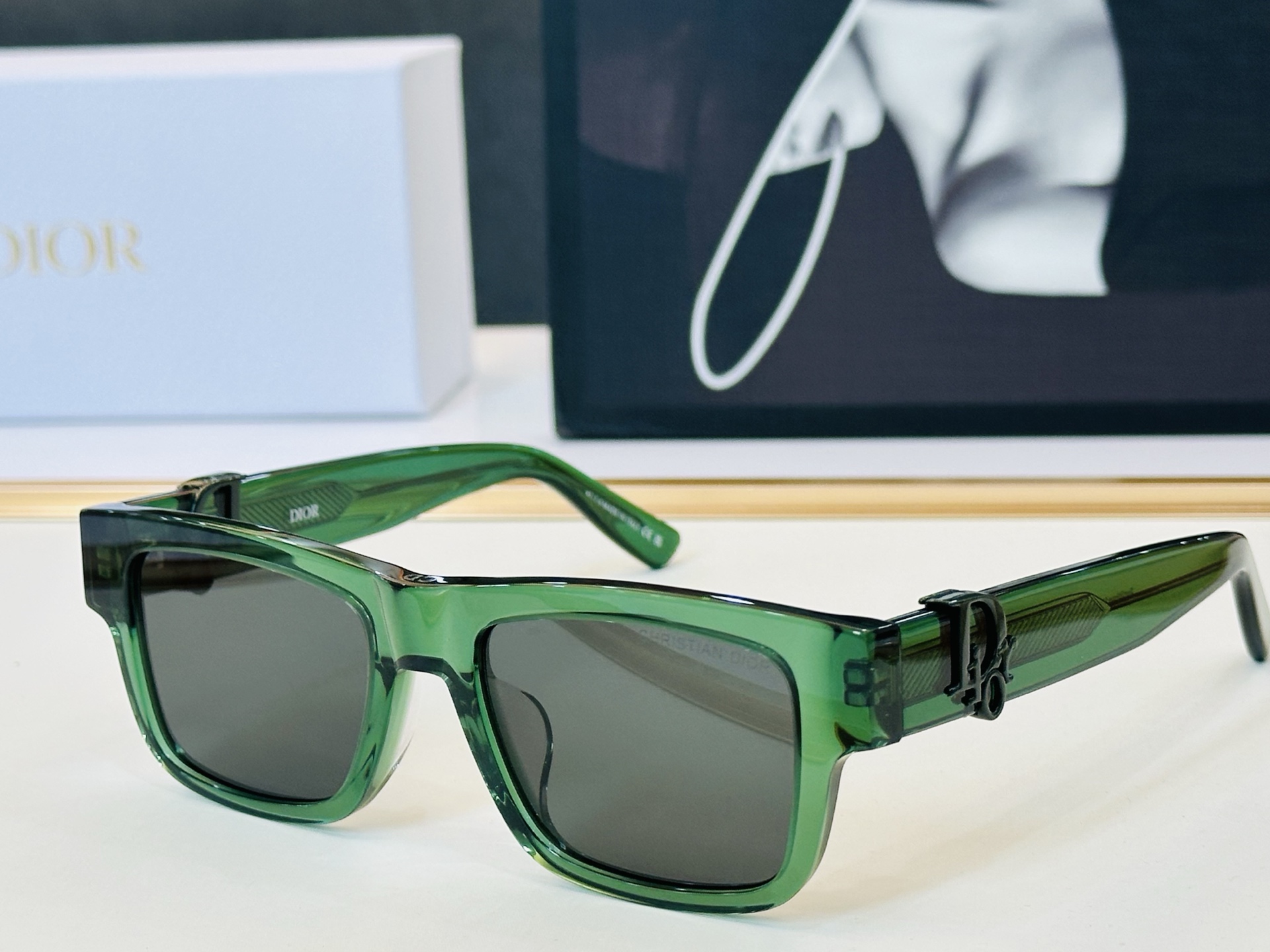 🔻🔻🔻DIO* CDICon S3I 迪家 Size：53口19-145 😎🔆。。搭配镜腿精致配饰 J官