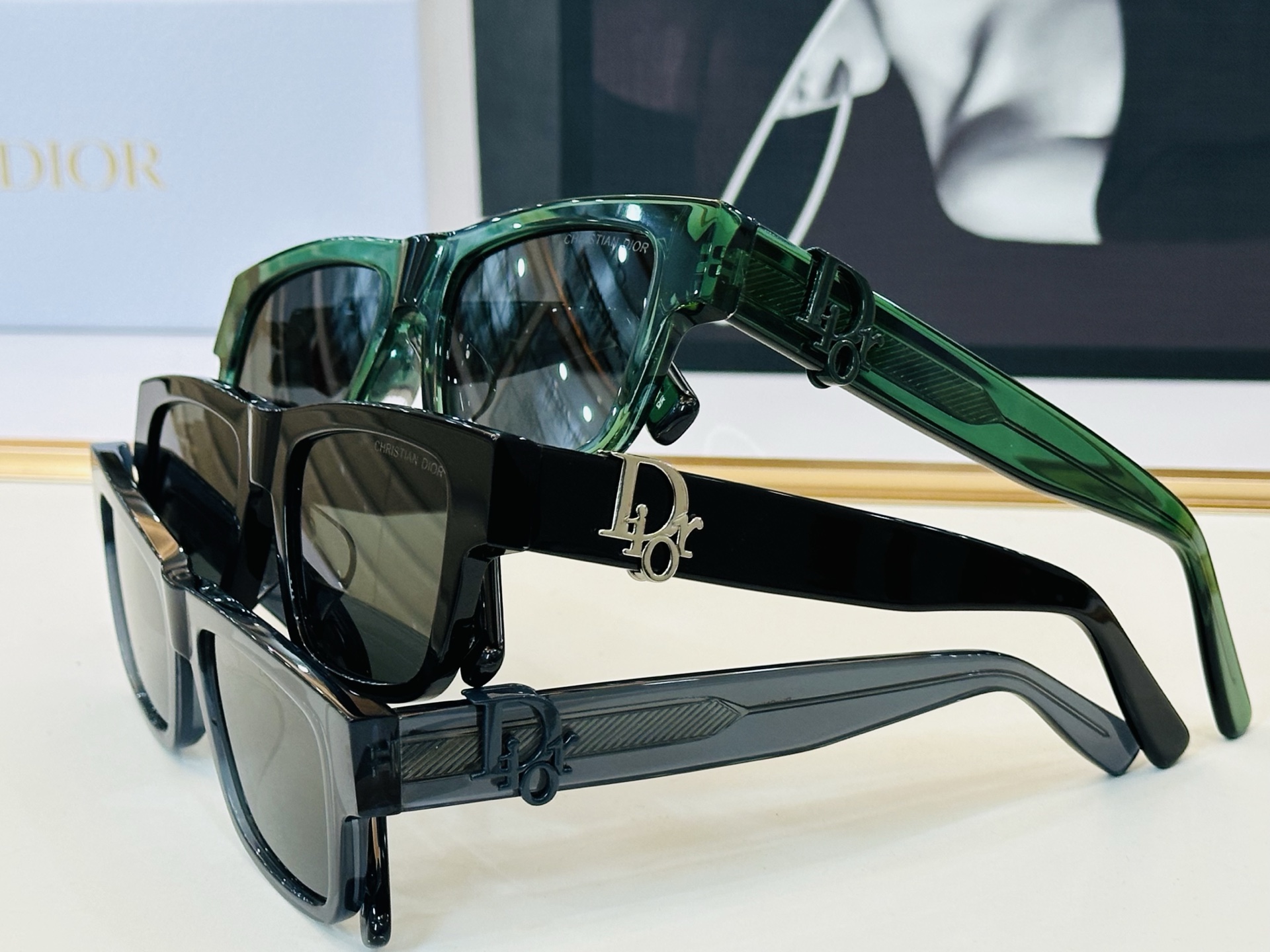 🔻🔻🔻DIO* CDICon S3I 迪家 Size：53口19-145 😎🔆。。搭配镜腿精致配饰 J官