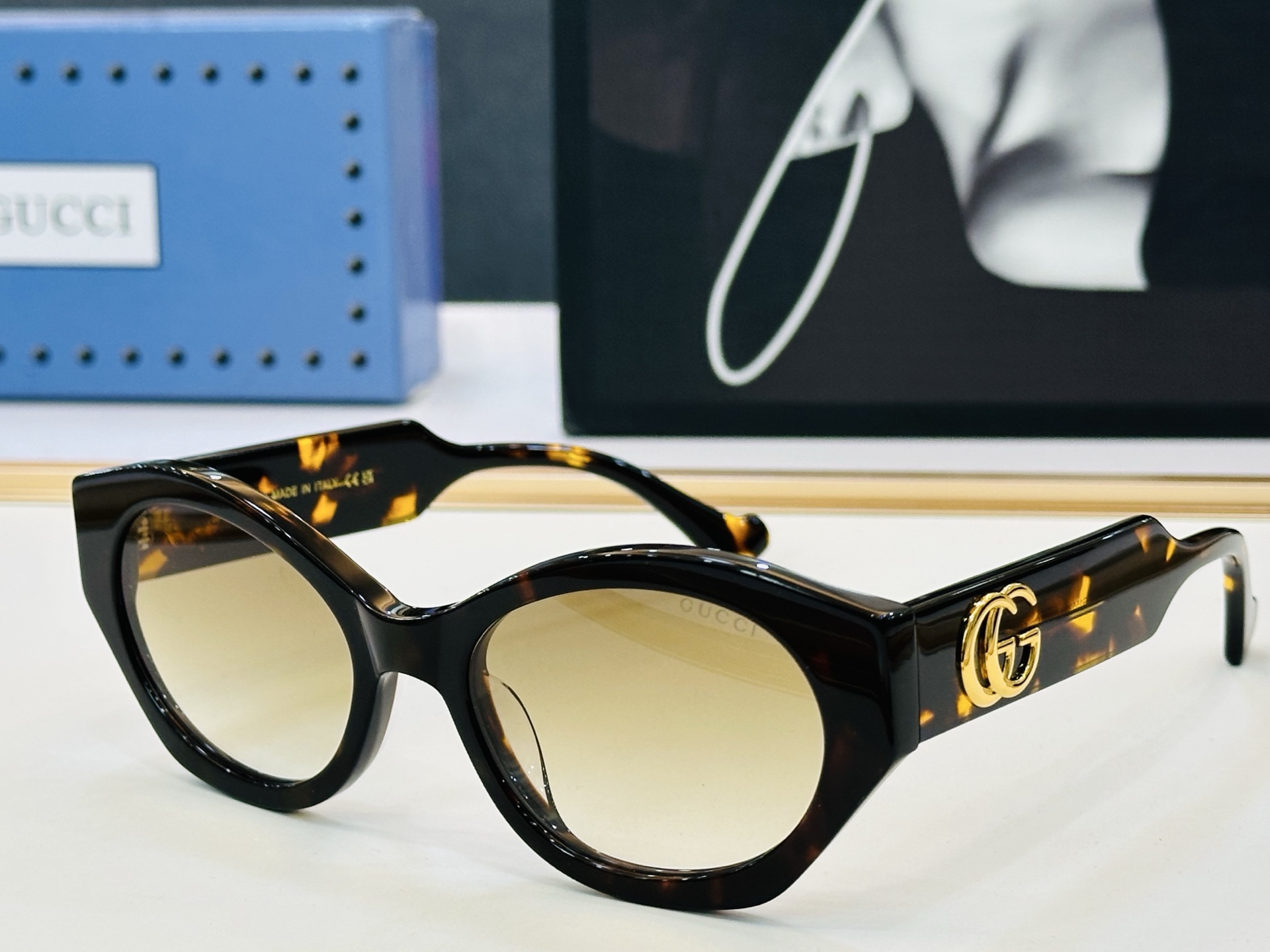 GUCC* 古家 GG1559S 🐝🐝系列 Size：54口20-145 🍁🍁G超绝品质 太阳镜。
