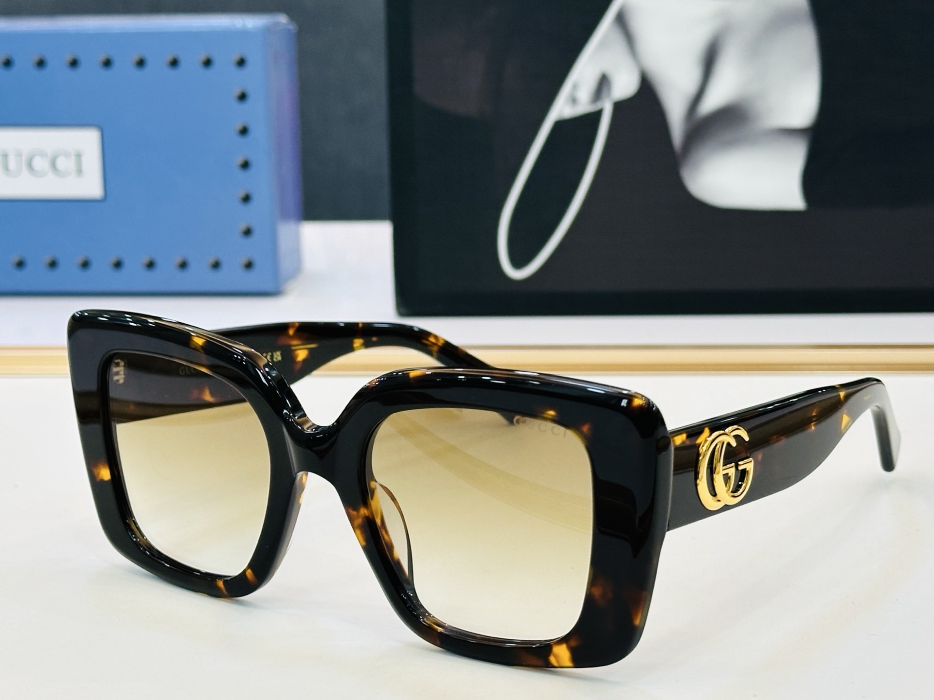 GUCC* 古家 GG1550S 🐝🐝系列 Size：51口22-145 🍁🍁G超绝品质 太阳镜。