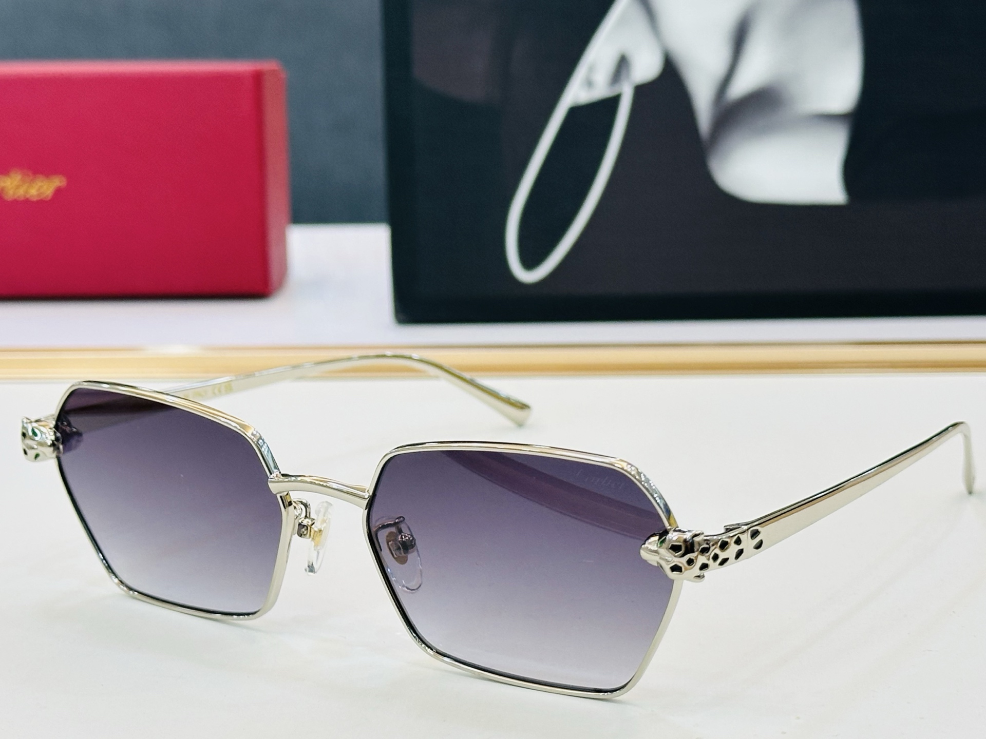 🆕 原版Cartie* 卡家 官网经典款 太阳镜 CT0496S Size：59口17-140  电镀工