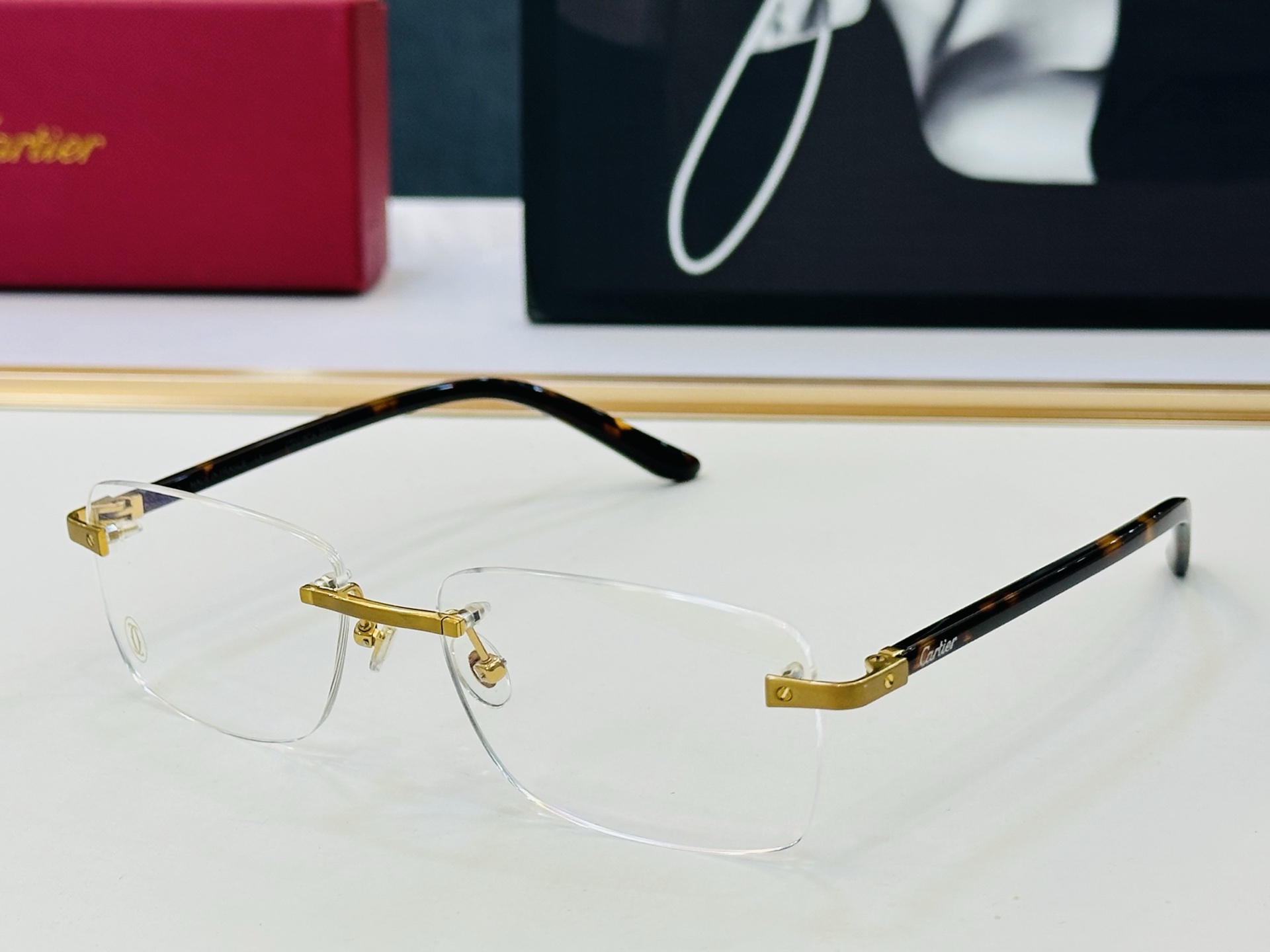 Cartie* 卡家 太阳镜 CT0216OA Size：57口18-145 电镀工艺精湛气质十足！W男