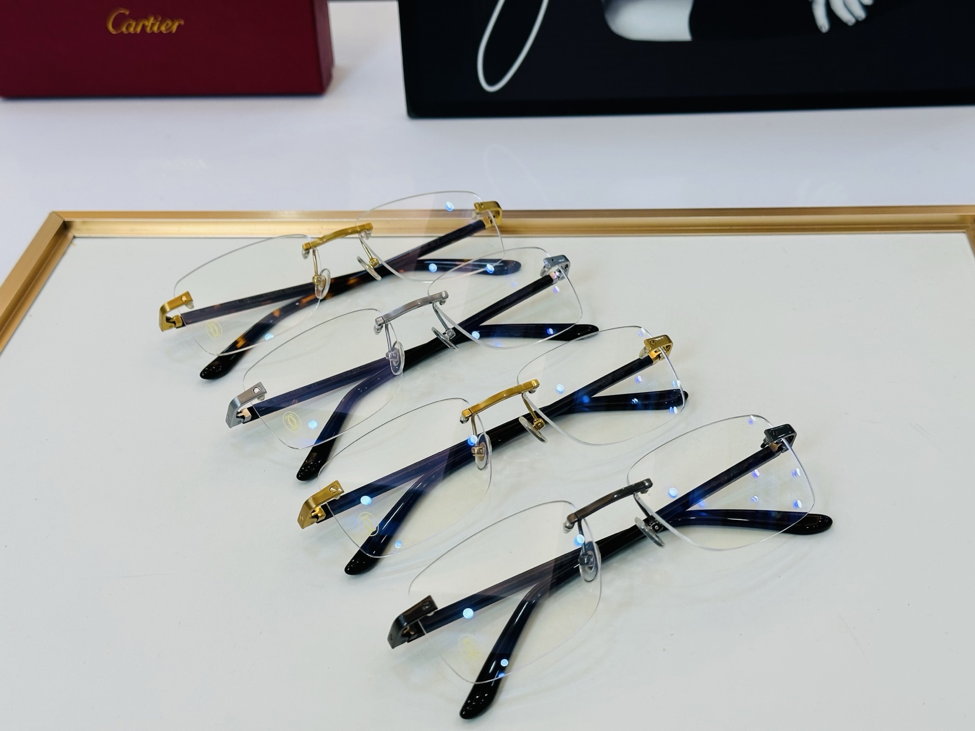Cartie* 卡家 太阳镜 CT0216OA Size：57口18-145 电镀工艺精湛气质十足！W男