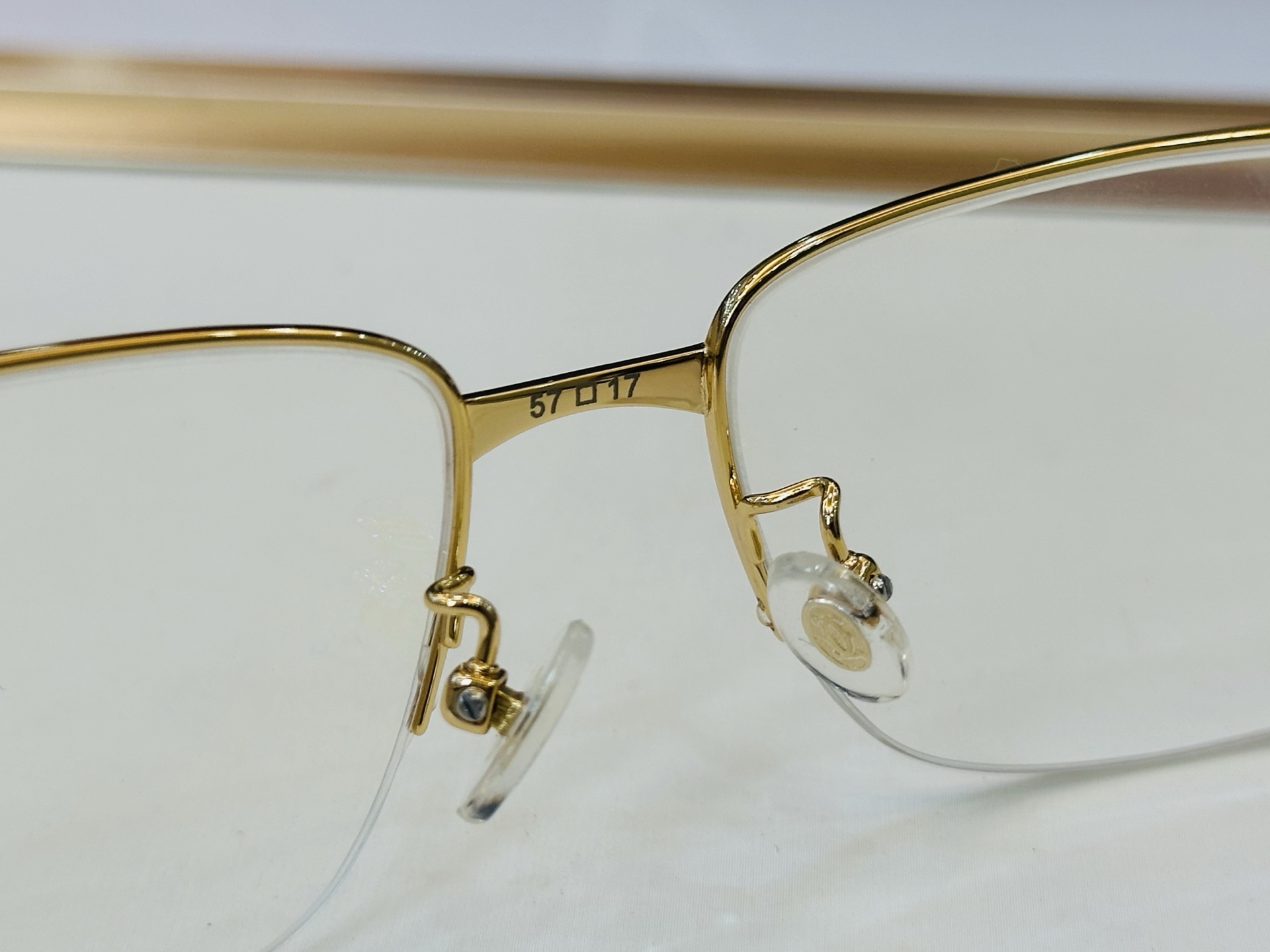 Cartie* 卡家 太阳镜 CT0217OA  Size：57口17-145 电镀工艺精湛气质十足！W