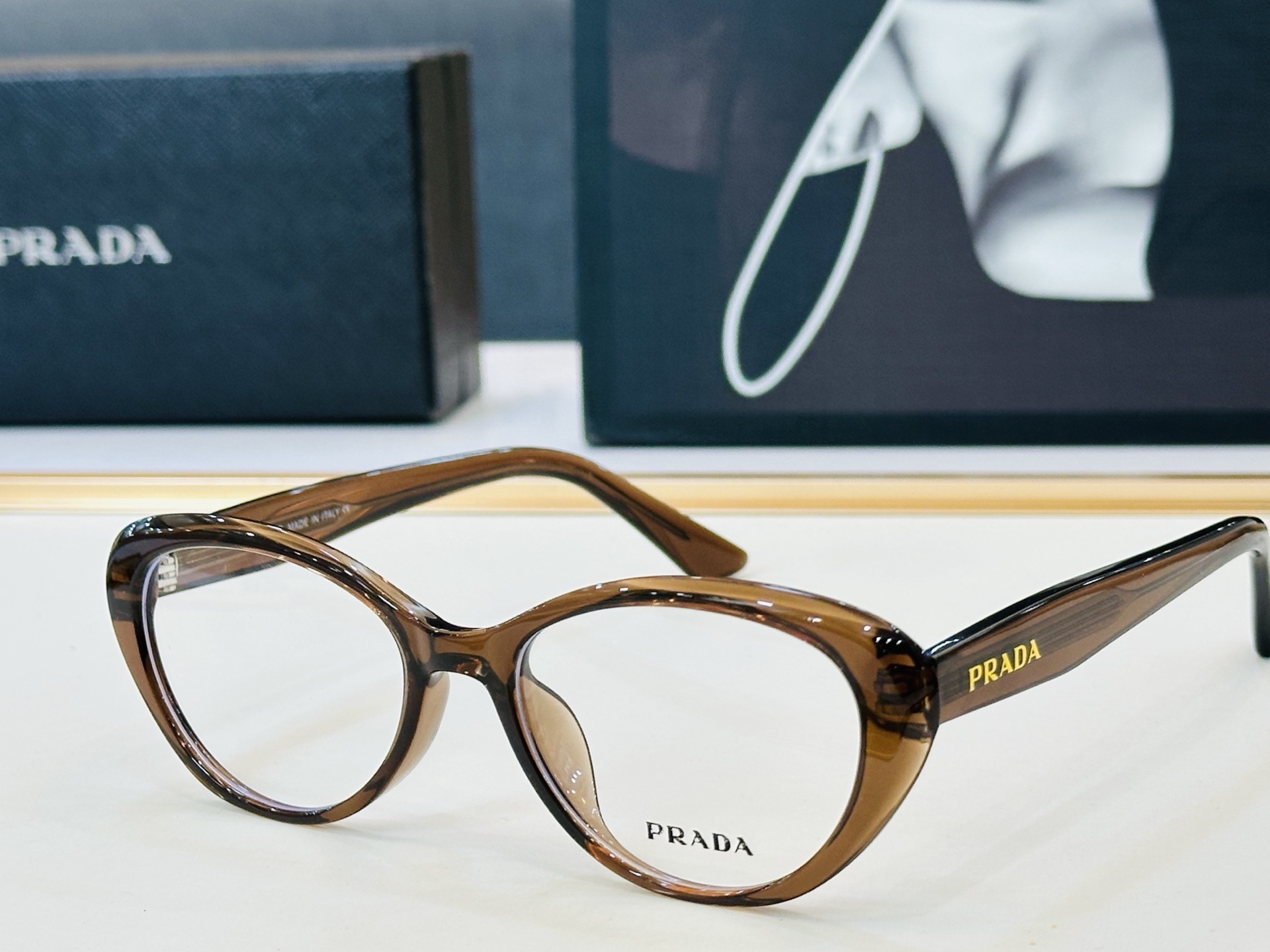 🔺PRAD*🔻普家 k9210  Size：52口18-147 眼镜系列堪称精湛制作 彰显独特个 q最新