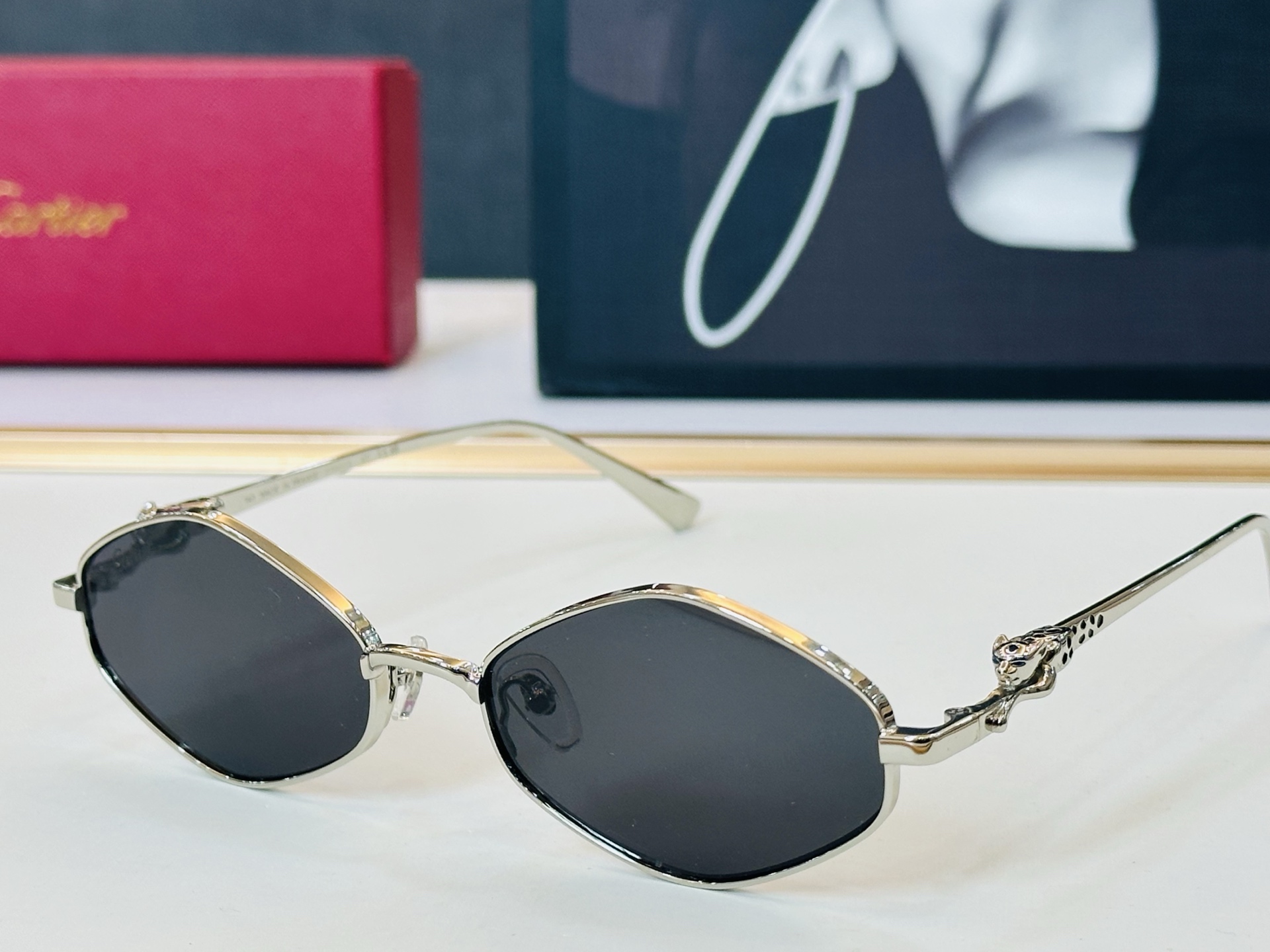 🆕 原版Cartie* 卡家 官网经典款 太阳镜 CT0751S Size：56口18-143 电镀工艺