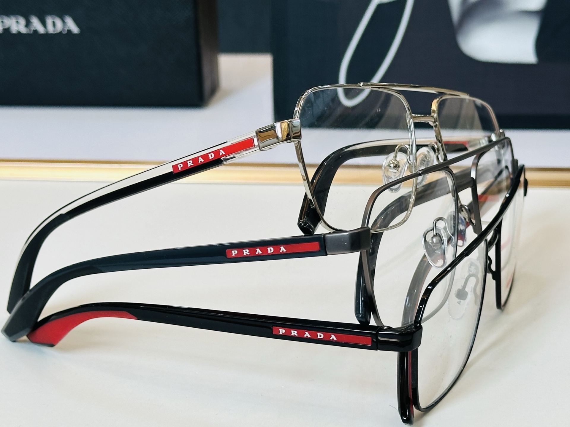 🔺PRAD*🔻普家 VPS 51T Size：57口13-145 眼镜系列堪称精湛制作 彰显独特个 W 