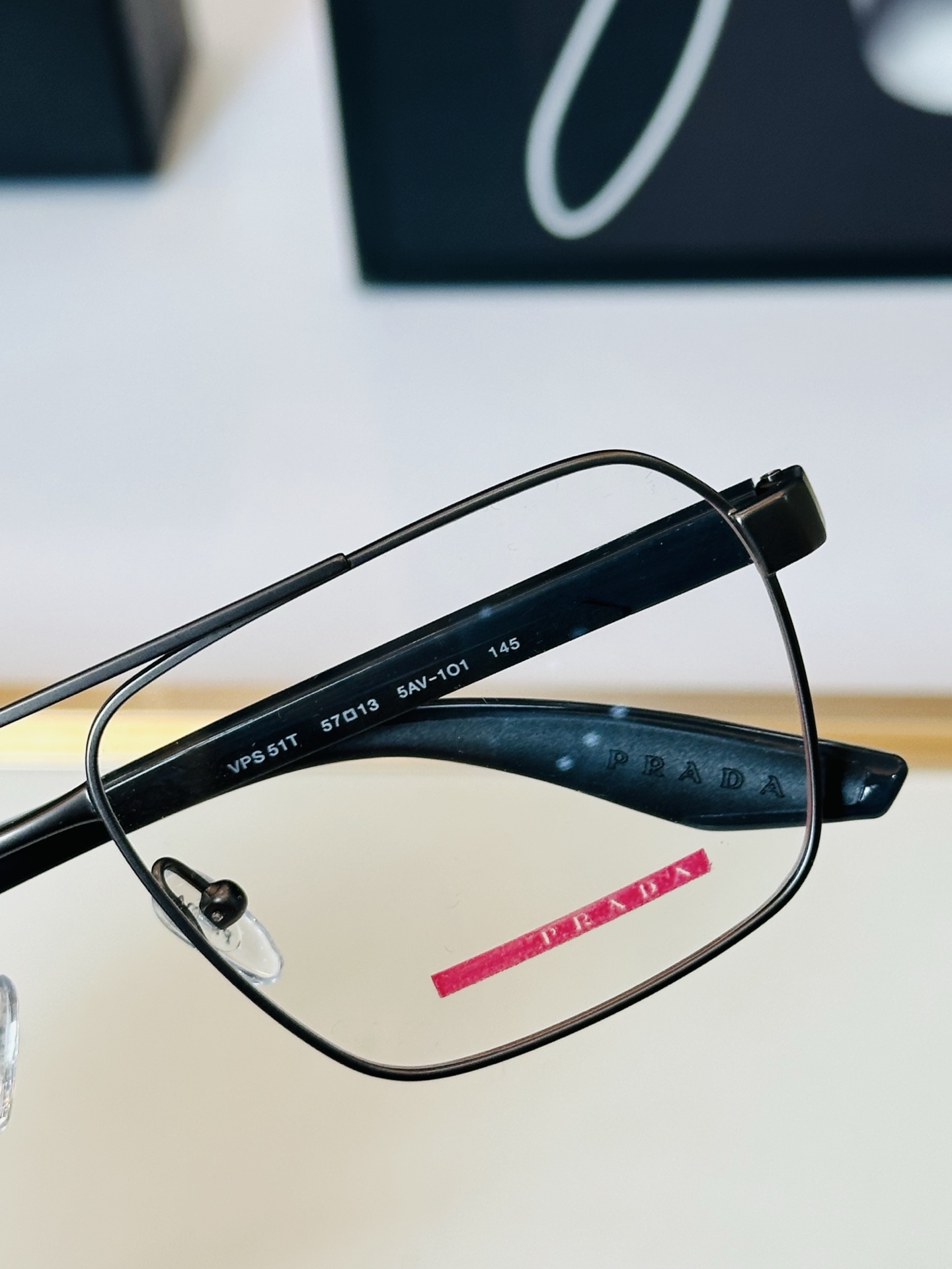 🔺PRAD*🔻普家 VPS 51T Size：57口13-145 眼镜系列堪称精湛制作 彰显独特个 W 