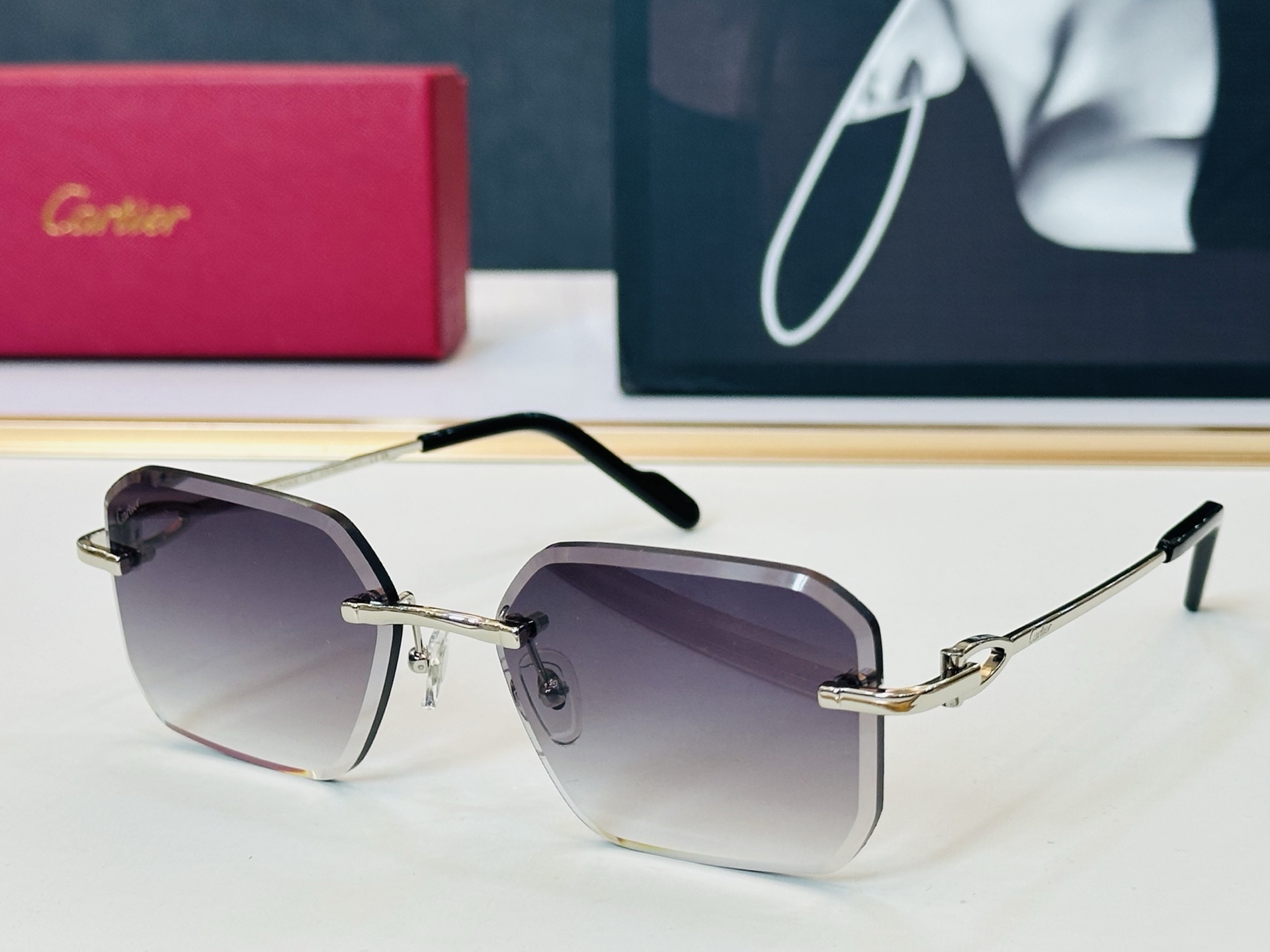 🆕 原版Cartie* 卡家 官网经典款 太阳镜 CT01832 Size：57口18-142 电镀工艺