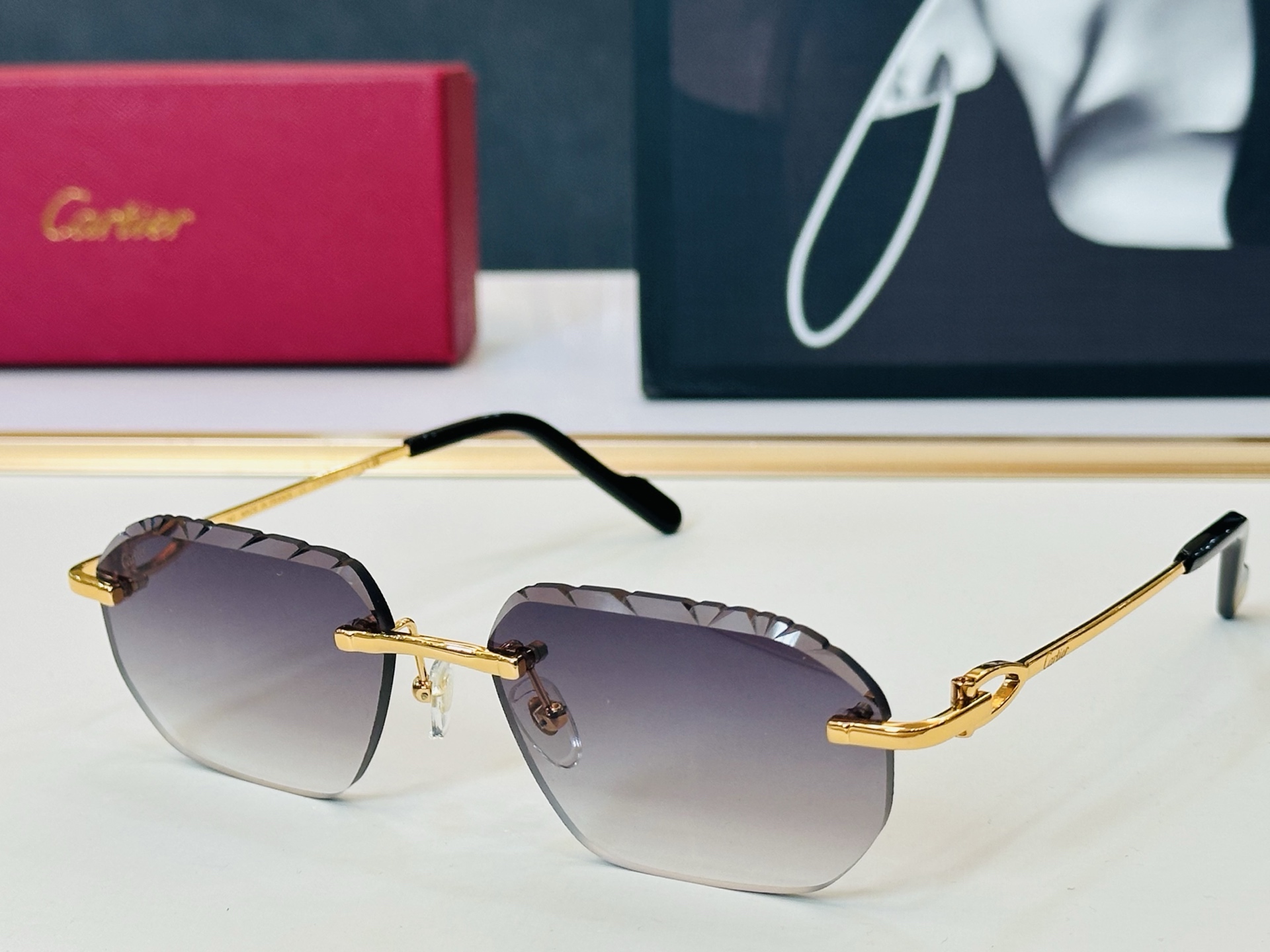 NO:766824,Original Cartie* Kajia official website classic sunglasses CT01830O Size 58 mouth 18-142 Big brand brand with exquisite electroplating technology L looks full of temperament when worn!  glasses, sunglasses, sunglasses, glasses, cartier19860909原版Cartie* 卡家 官网经典款 太阳镜 CT01830O Size58口18-142 电镀工艺精湛大牌品 L戴起来气质十足！ 眼镜墨镜太阳镜,眼镜,cartier,glasses