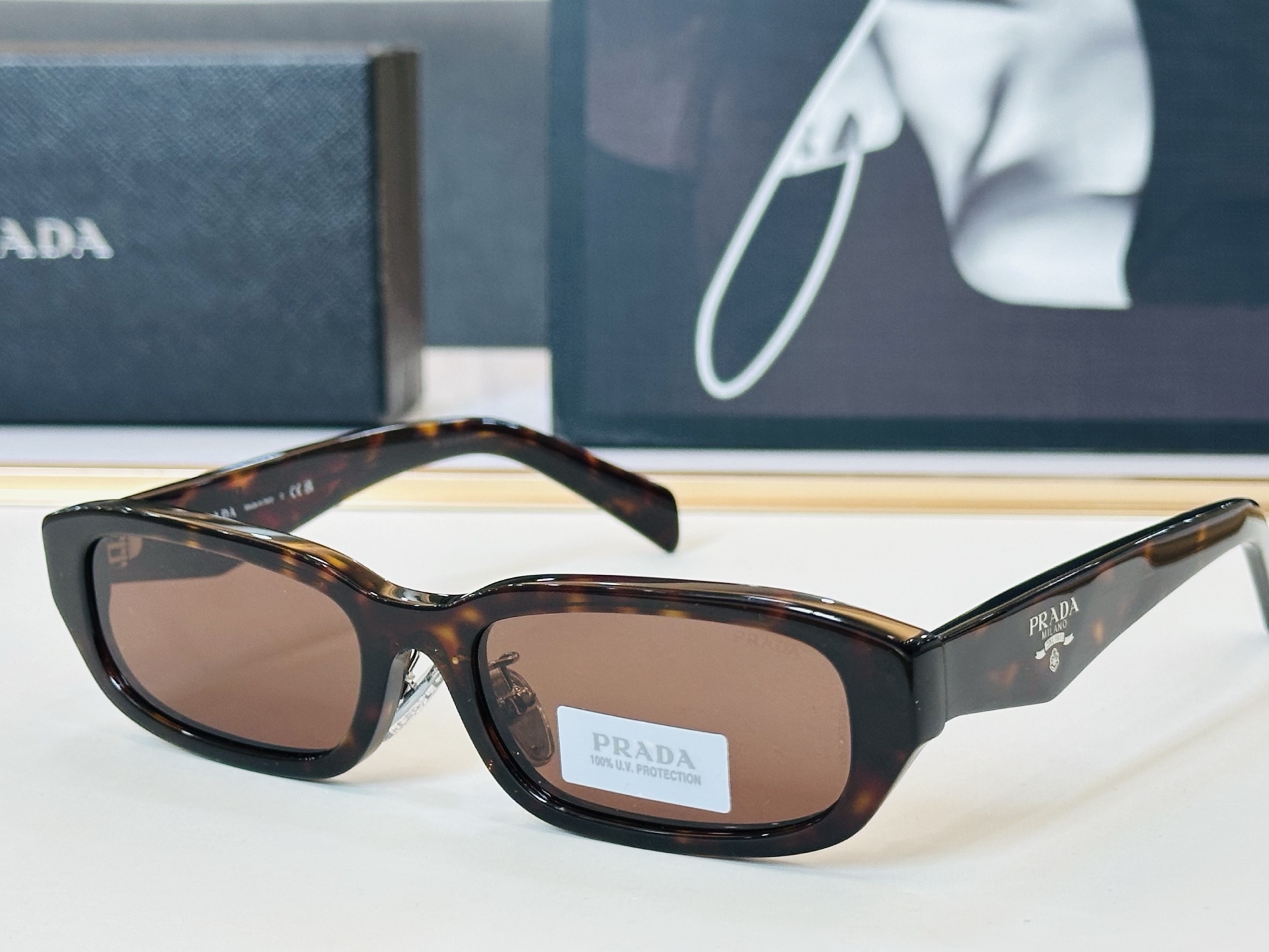 🔺PRAD*🔻普家 SPR B06SF Size：55口18-145 眼镜系列堪称精湛制作 👍B太阳镜