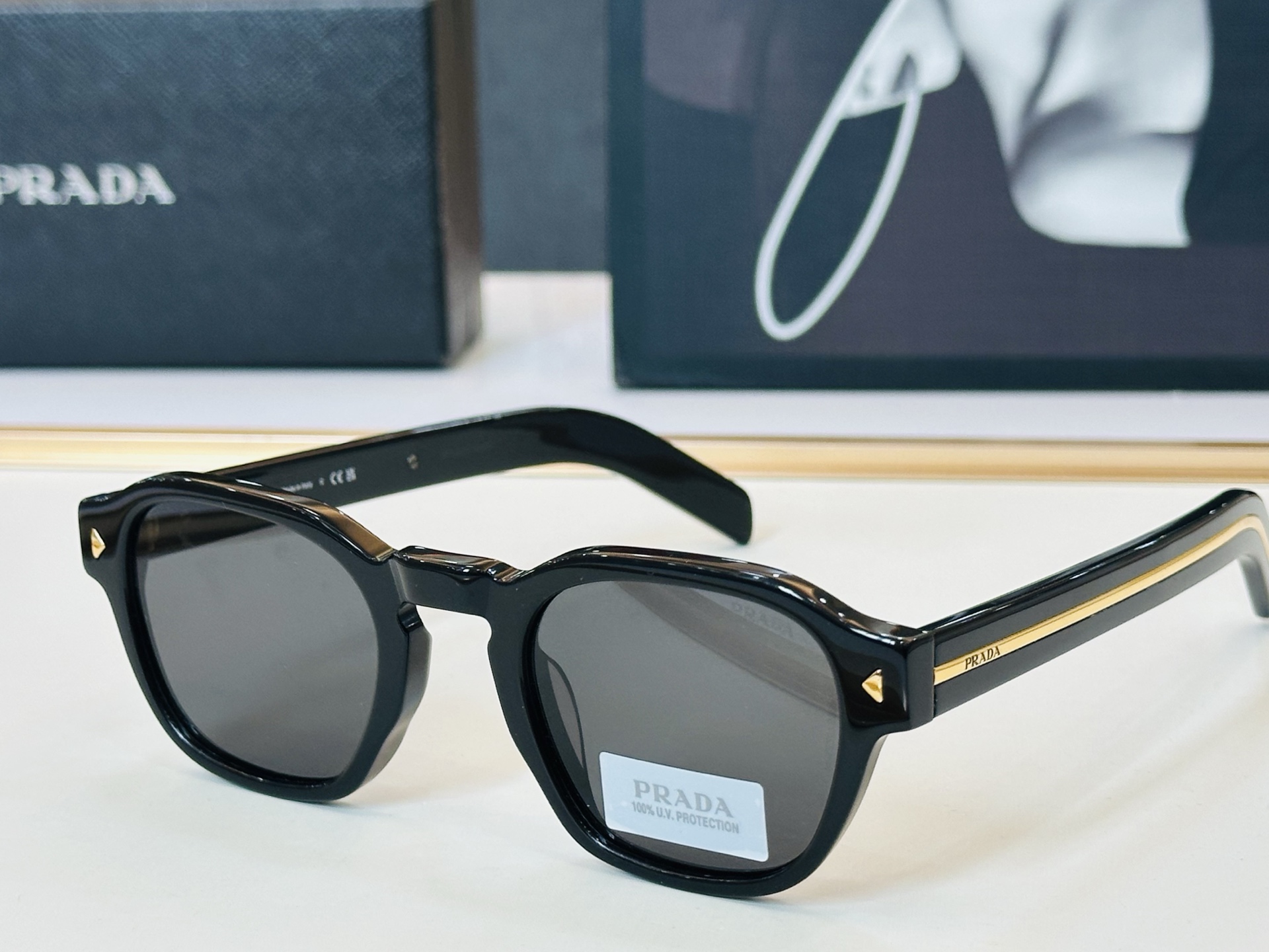 NO:766921,PRAD*Pujia SPR B16S Size 52 mouth 24-150 glasses series can be called exquisite production B sunglasses glasses sunglasses sunglasses, glasses, prada, prada19860909PRAD*普家 SPR B16S Size52口24-150 眼镜系列堪称精湛制作 B太阳镜 眼镜墨镜太阳镜,眼镜,prada,prada,glasses