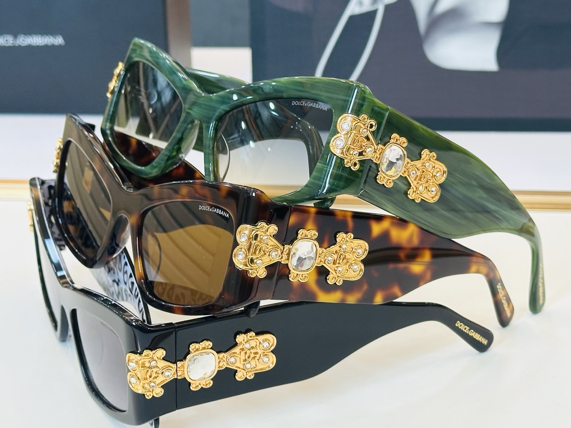 🆕 官网款 🔺DOLCE&GABBAN*🔻DG4524    Size：55口20-142 新颖独特🔝🔝