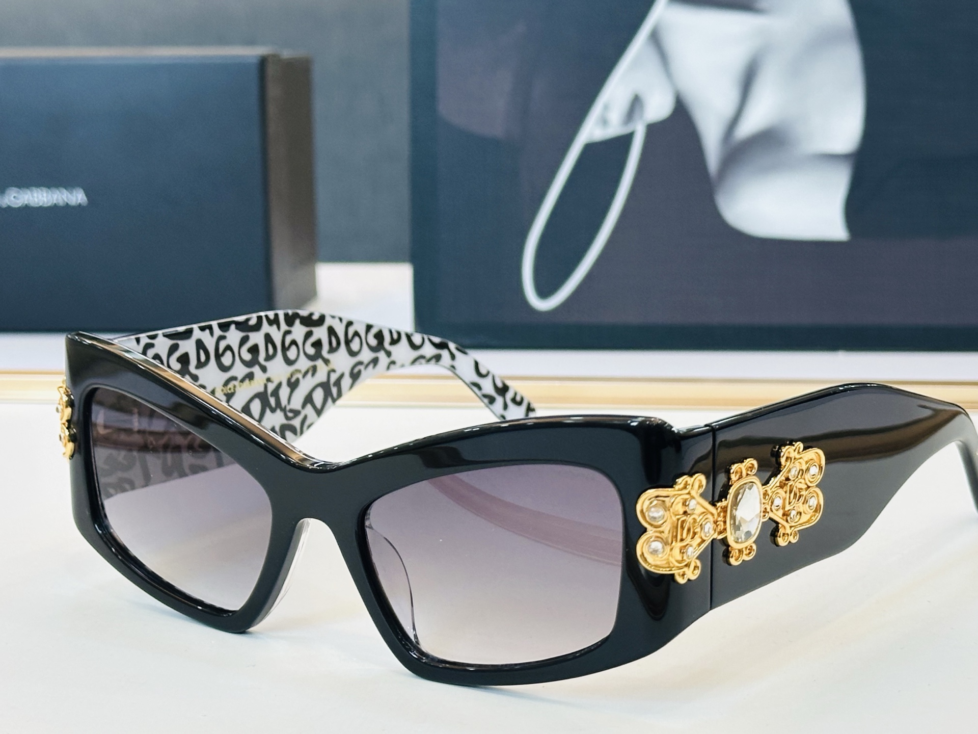 🆕 官网款 🔺DOLCE&GABBAN*🔻DG4524    Size：55口20-142 新颖独特🔝🔝