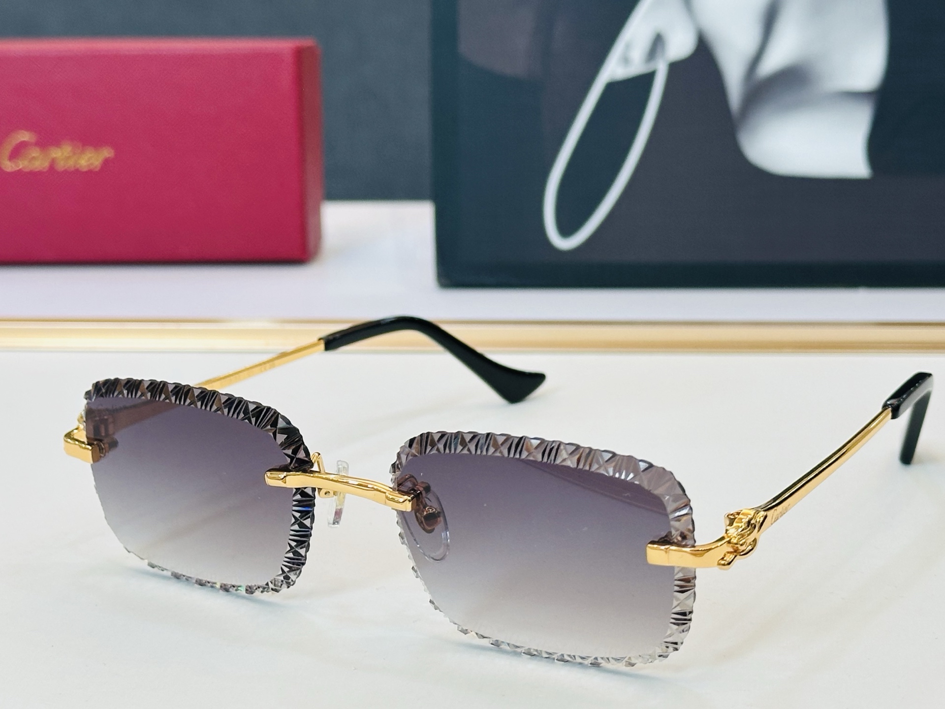 NO:766947,Original Cartie* Kajia official website classic sunglasses CT0803S Size 58 mouth 17-143 Big brand brand with exquisite electroplating technology X looks full of elegance when worn!  glasses, sunglasses, sunglasses, glasses, cartier19860909原版Cartie* 卡家 官网经典款 太阳镜 CT0803S Size58口17-143 电镀工艺精湛大牌品 X戴起来气质十足！ 眼镜墨镜太阳镜,眼镜,cartier,glasses