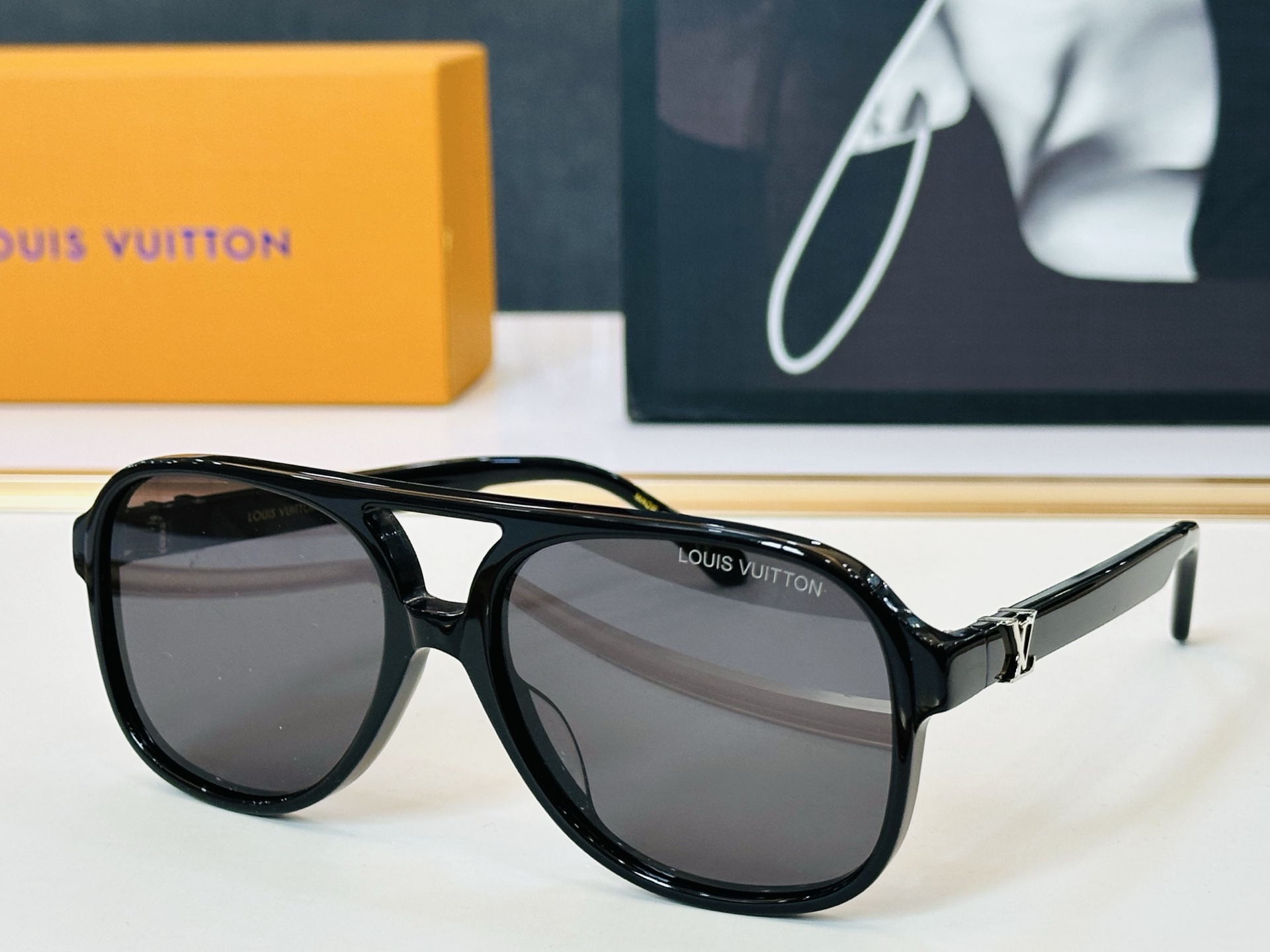 NO:767069,Louis Vuitton Z2866U Size 59 mouth 17 - Vibrant, show your unique personality and show your majesty C high quality glasses, sunglasses, sunglasses, glasses, louis vuitton19860909路易家 Z2866U Size59口17- 充满活力的 展现独特个性展现大气的你 C高品质 眼镜墨镜太阳镜,眼镜,louis vuitton,glasses