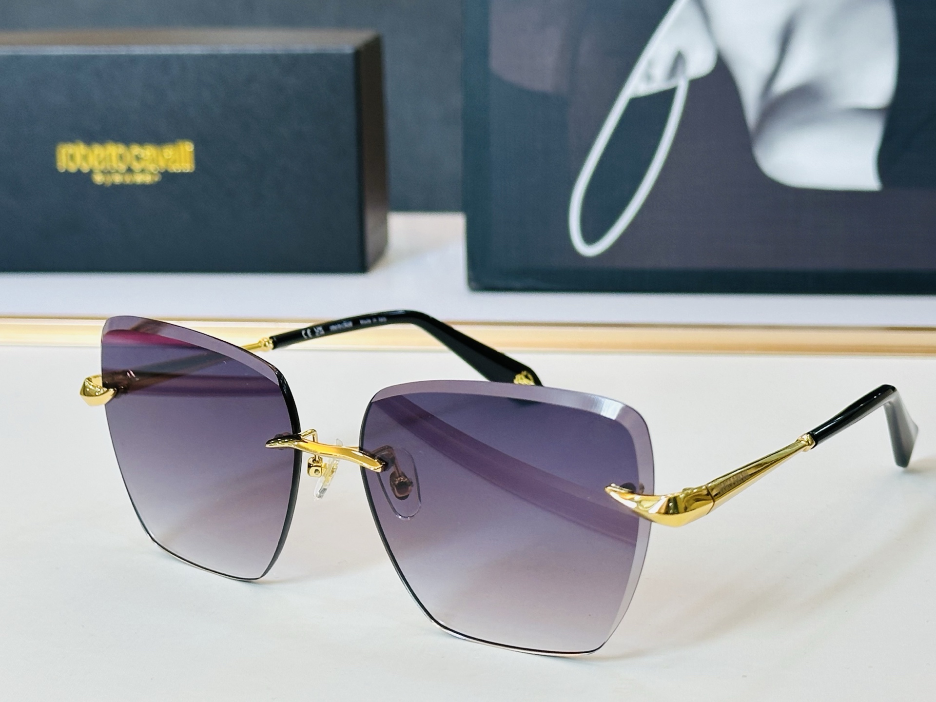 NO:767082,Robert's Family SRC151M Size 61 Mouth 16-140 [呲呲][呲呲]Imported material logo Brand new feeling Give you three-dimensional beauty C unique temples Momoda Glasses, sunglasses, sunglasses, glasses19860909罗伯特家 SRC151M Size61口16-140 呲牙][呲牙]进口材料 logo 全新的感觉 给你立体的美 C独特镜腿 么么哒 眼镜墨镜太阳镜,眼镜,glasses