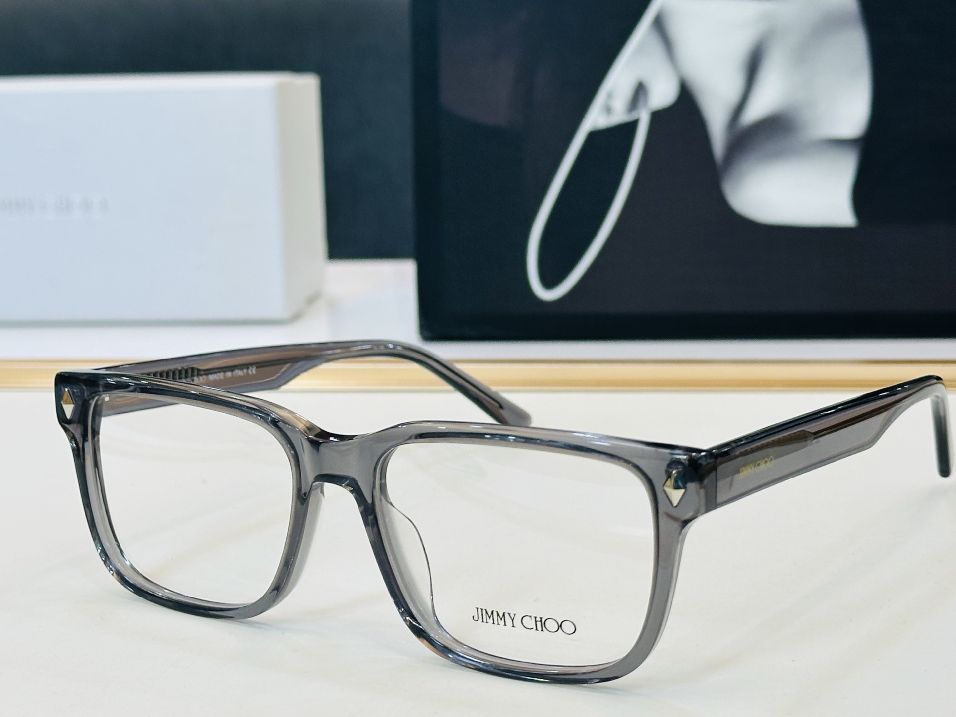 🆕 〖JIMMY CHO*/吉米家 MODEL: JC3039 Size：55口17-145 🧤🧤将引发