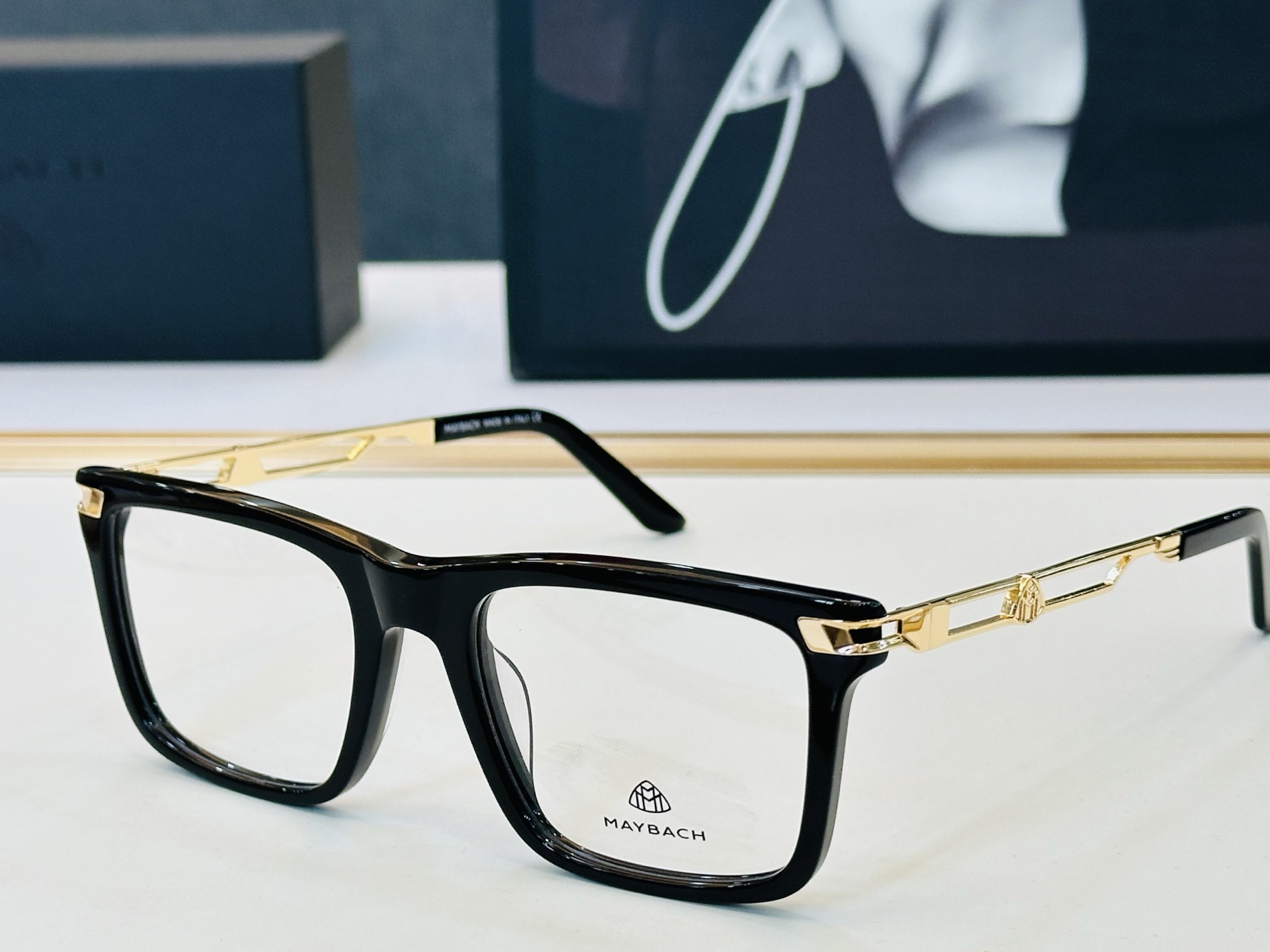 高品质 迈巴赫 🎉🎉做工精美💕💕MAYBAC*H Z22 Size：53口20-145 L质感十足👍