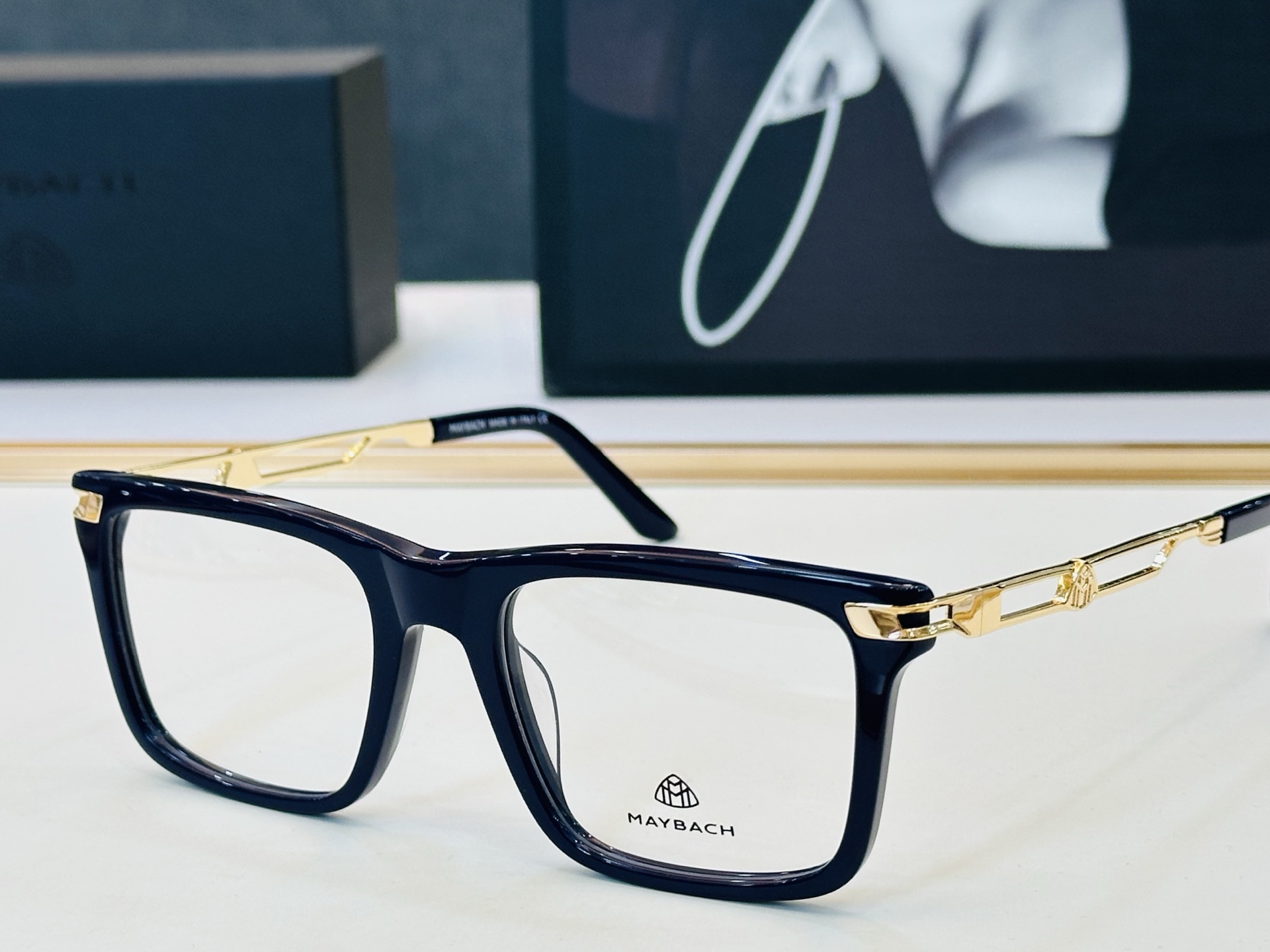 高品质 迈巴赫 🎉🎉做工精美💕💕MAYBAC*H Z22 Size：53口20-145 L质感十足👍