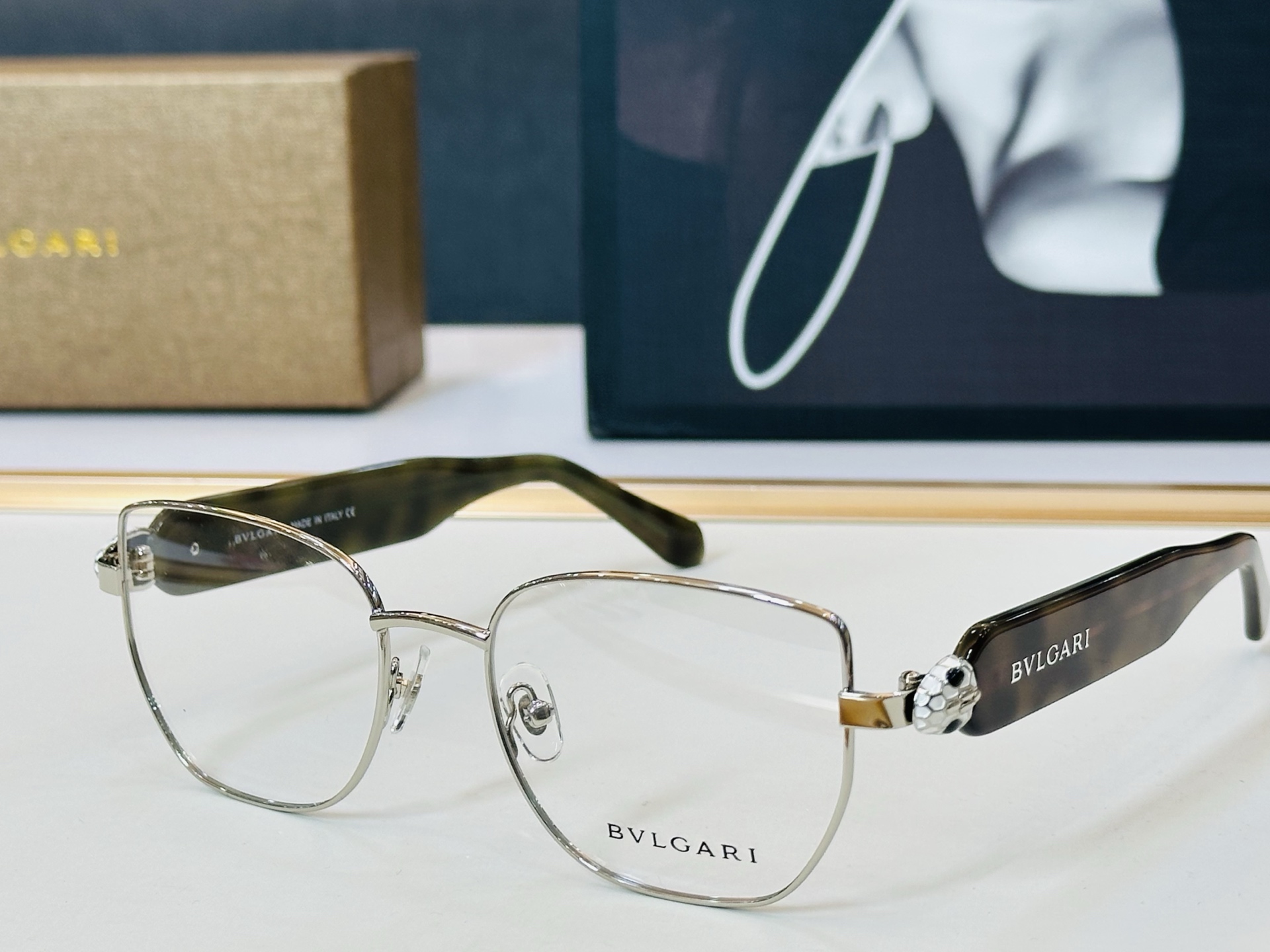 🆕款 官网同售 宝格家 BV50002 👍 Size ：54口19-145 绝对要买😎品质非常完美 L出