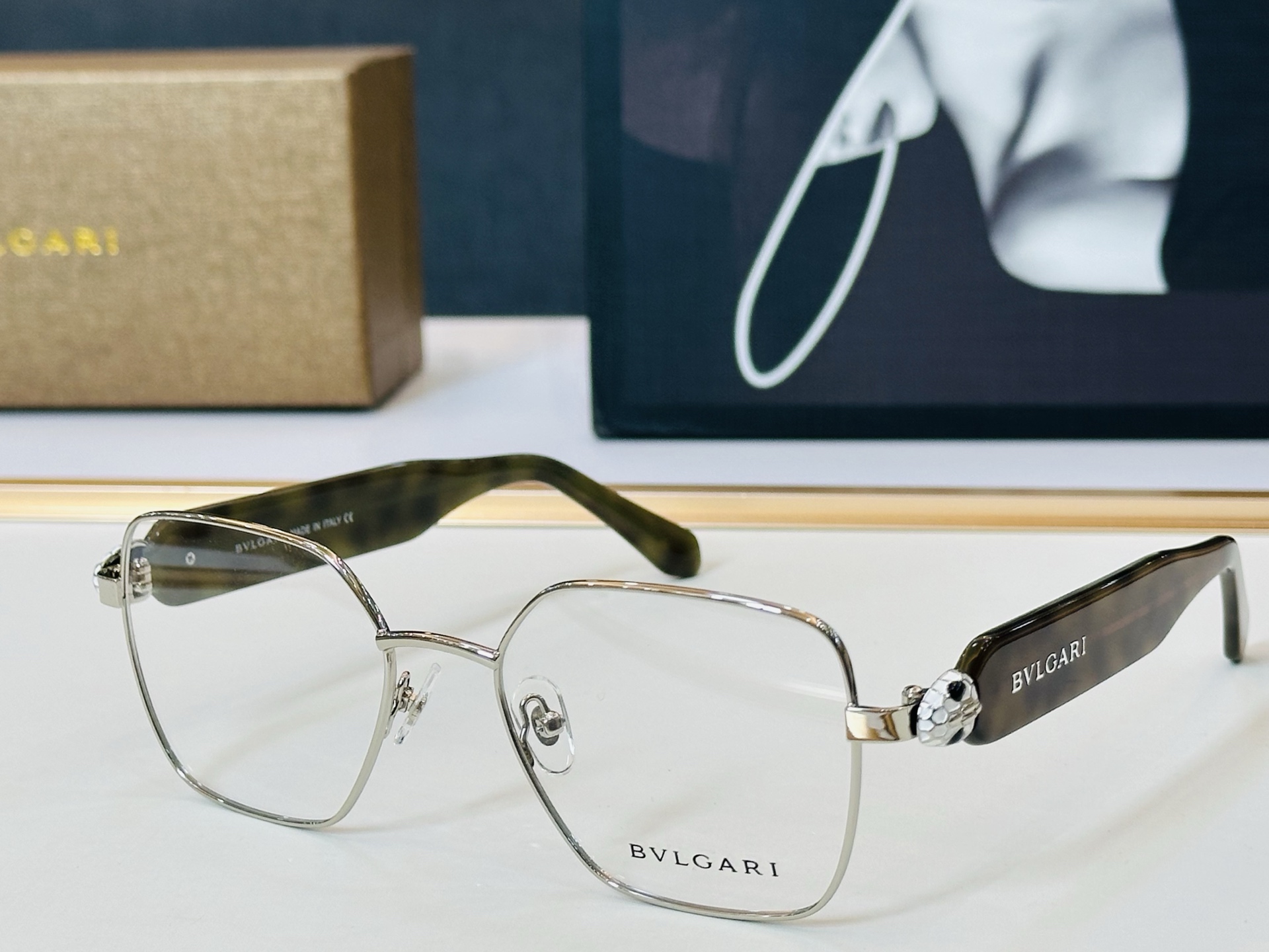 🆕款 官网同售 宝格家 BV50003 👍 Size ：54口19-145 绝对要买😎品质非常完美 L出