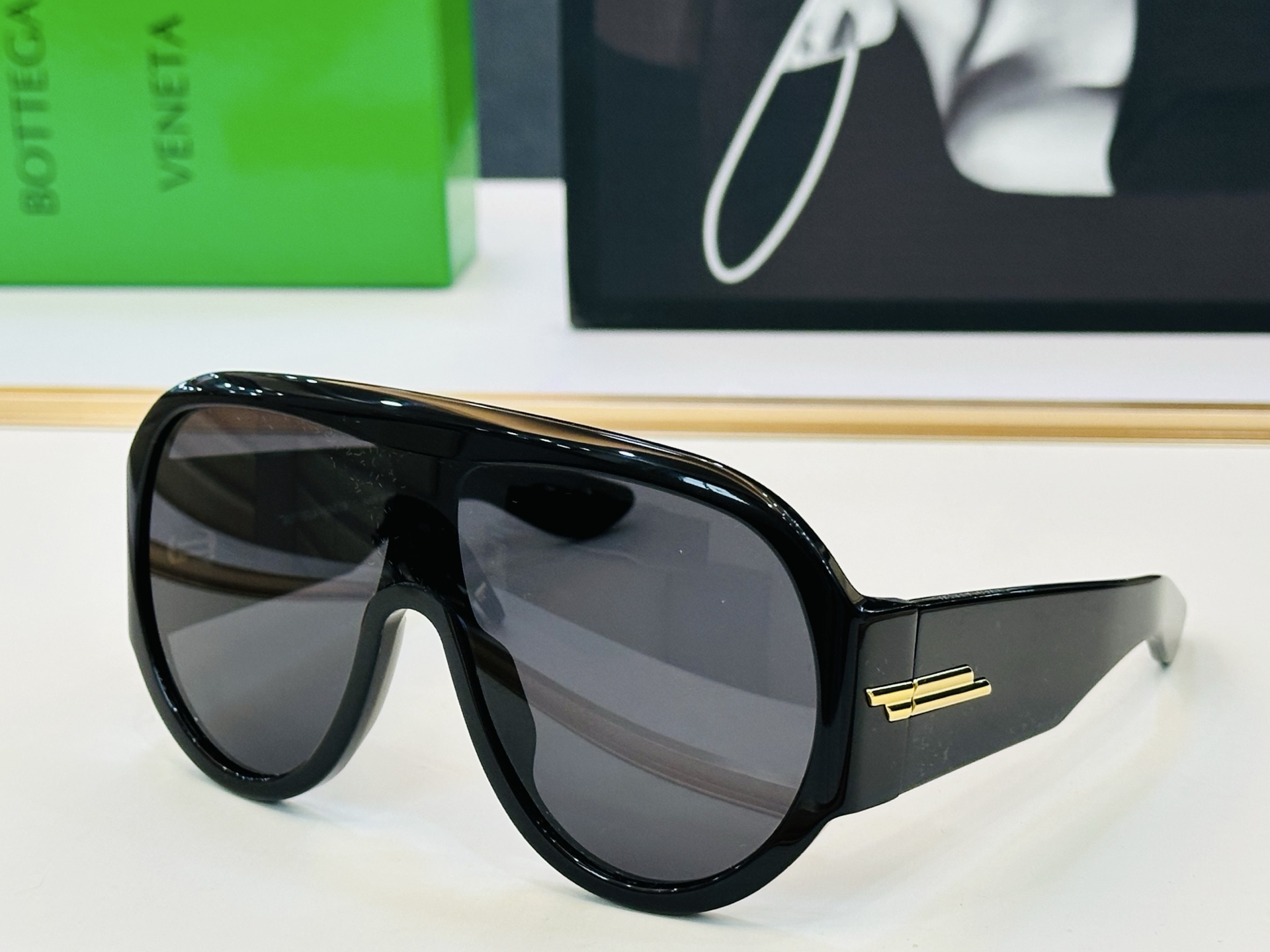NO:767118,Just arrived. Bottega Veneta BV1345S Size 132 mouth 1-120. The real thing is more beautiful. All the details are shown in real photos. Take advantage of it!  J smile] Fragrant and beautiful, many colors available, glasses, sunglasses, sunglasses, glasses, bottega veneta19860909刚刚到货 宝缇嘉 BV1345S Size132口1-120 实物更美 细节全部实拍展示 各位把握！J微笑] 香艳靓丽 多色可选 眼镜墨镜太阳镜,眼镜,bottega veneta,glasses