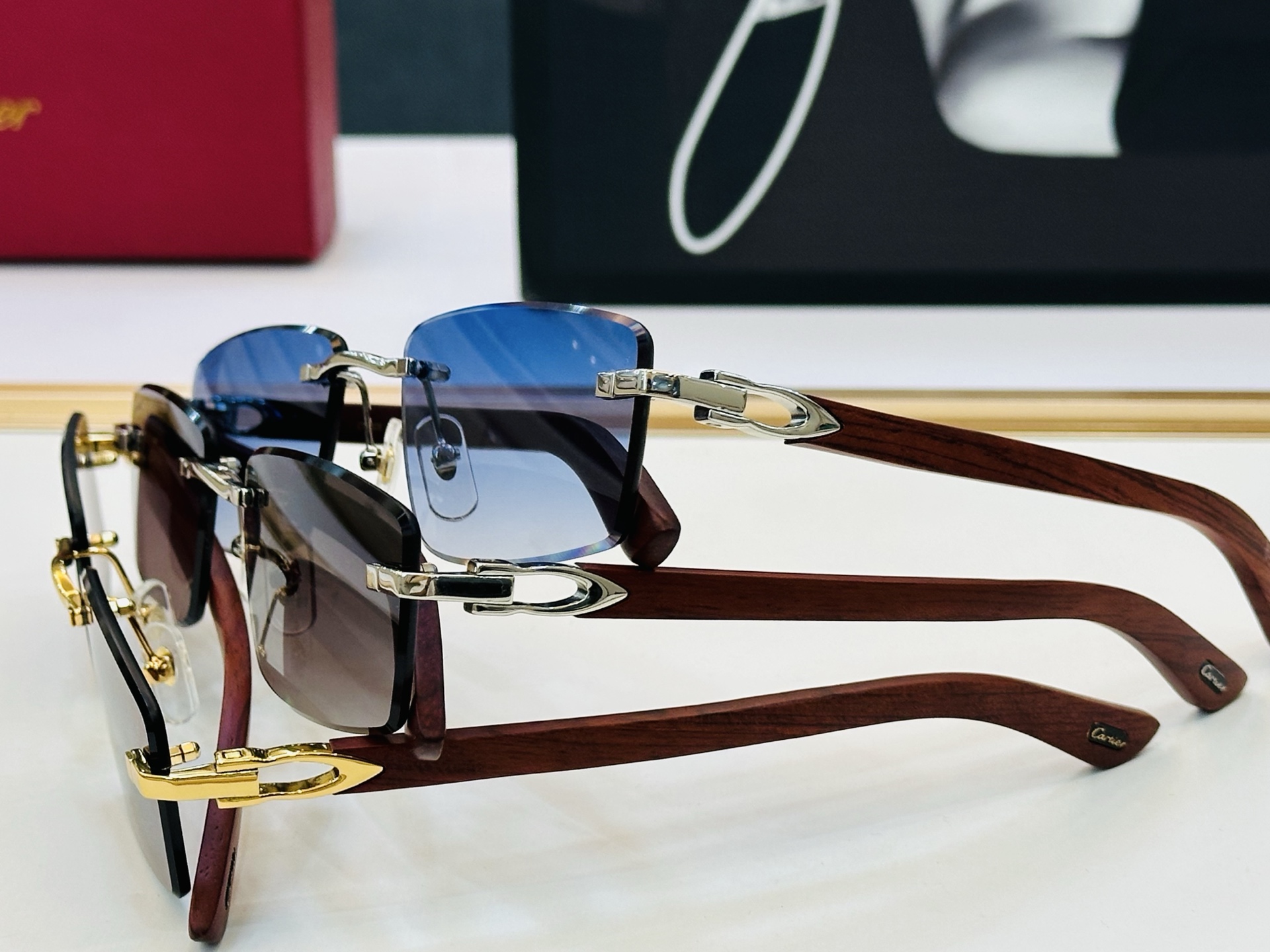Cartie* 卡家 太阳镜 CT0582S Size：56口19-145  电镀工艺精湛气质十足！J男
