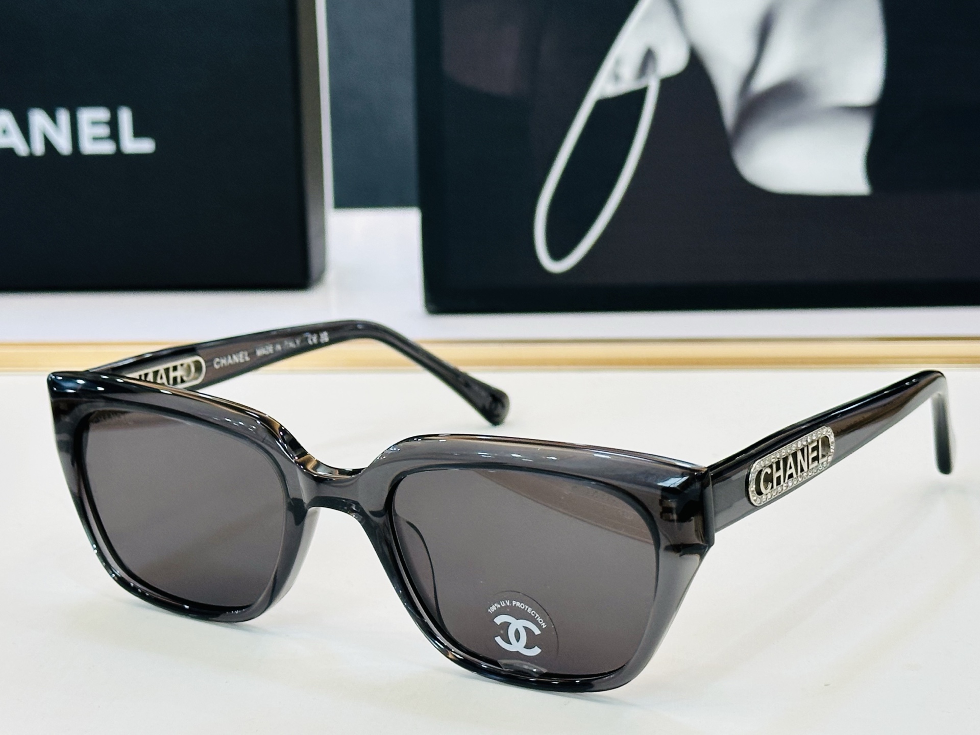 🆕 【CHANE*/香家】MODEL:CH6819 Size：54口22-145 💅🏻💓B太阳镜