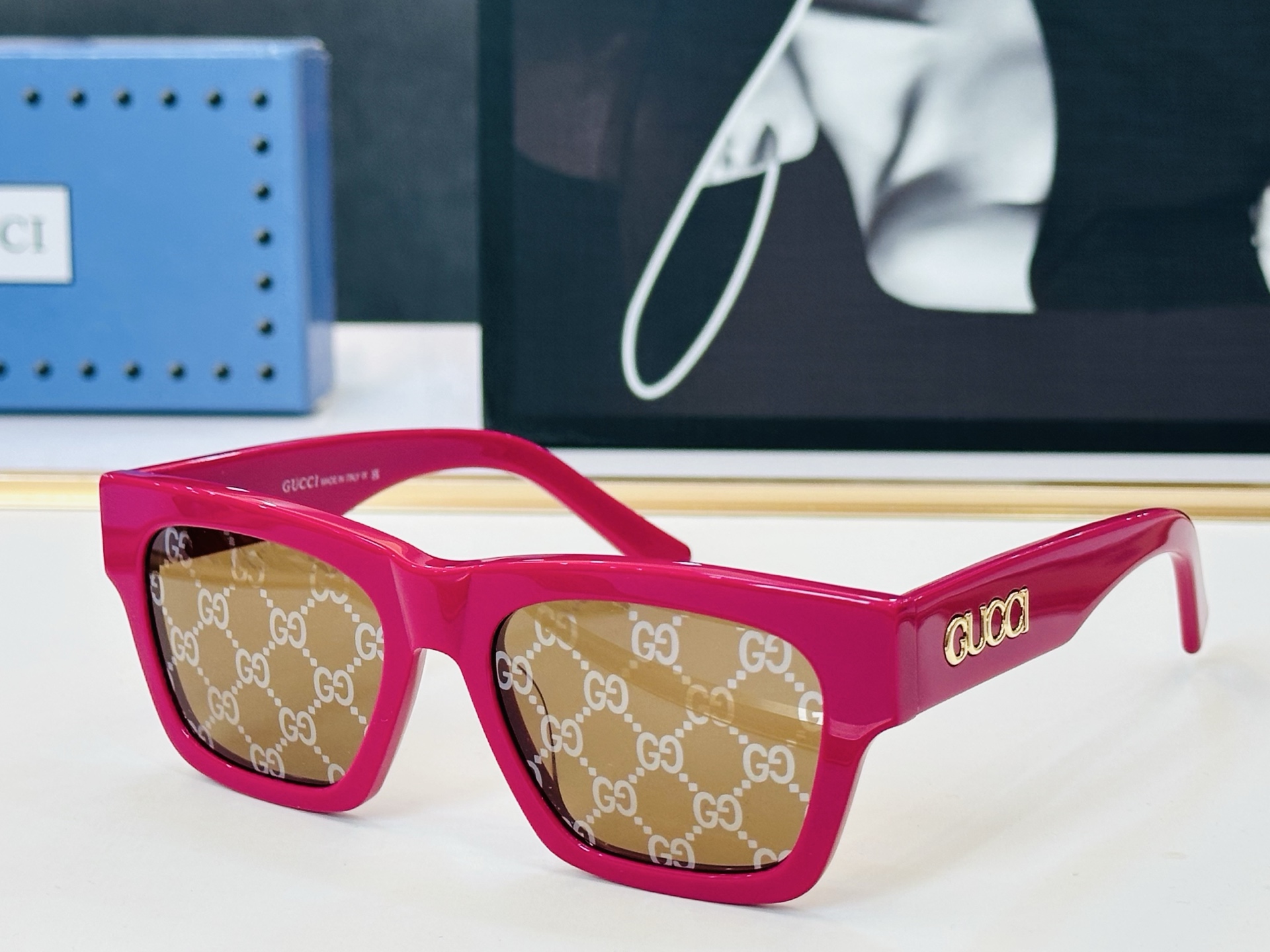 GUCC* 古家 GG1835S 🐝🐝系列 Size：52口18-145 🍁🍁 C超绝品质 。