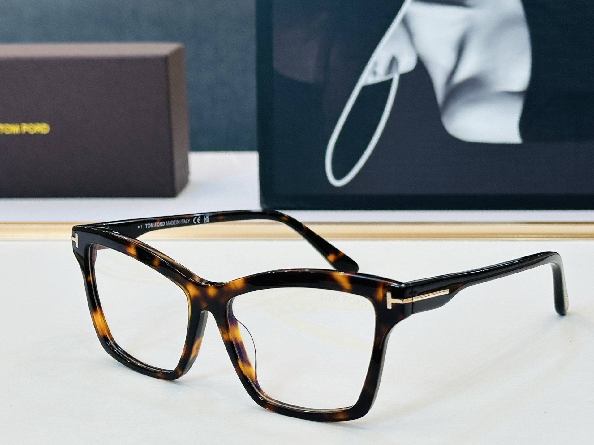 🆕款 TOM FORD🏇汤姆家 MODEL:FT5964 size：54口15-140 🈷️😍时尚潮流 