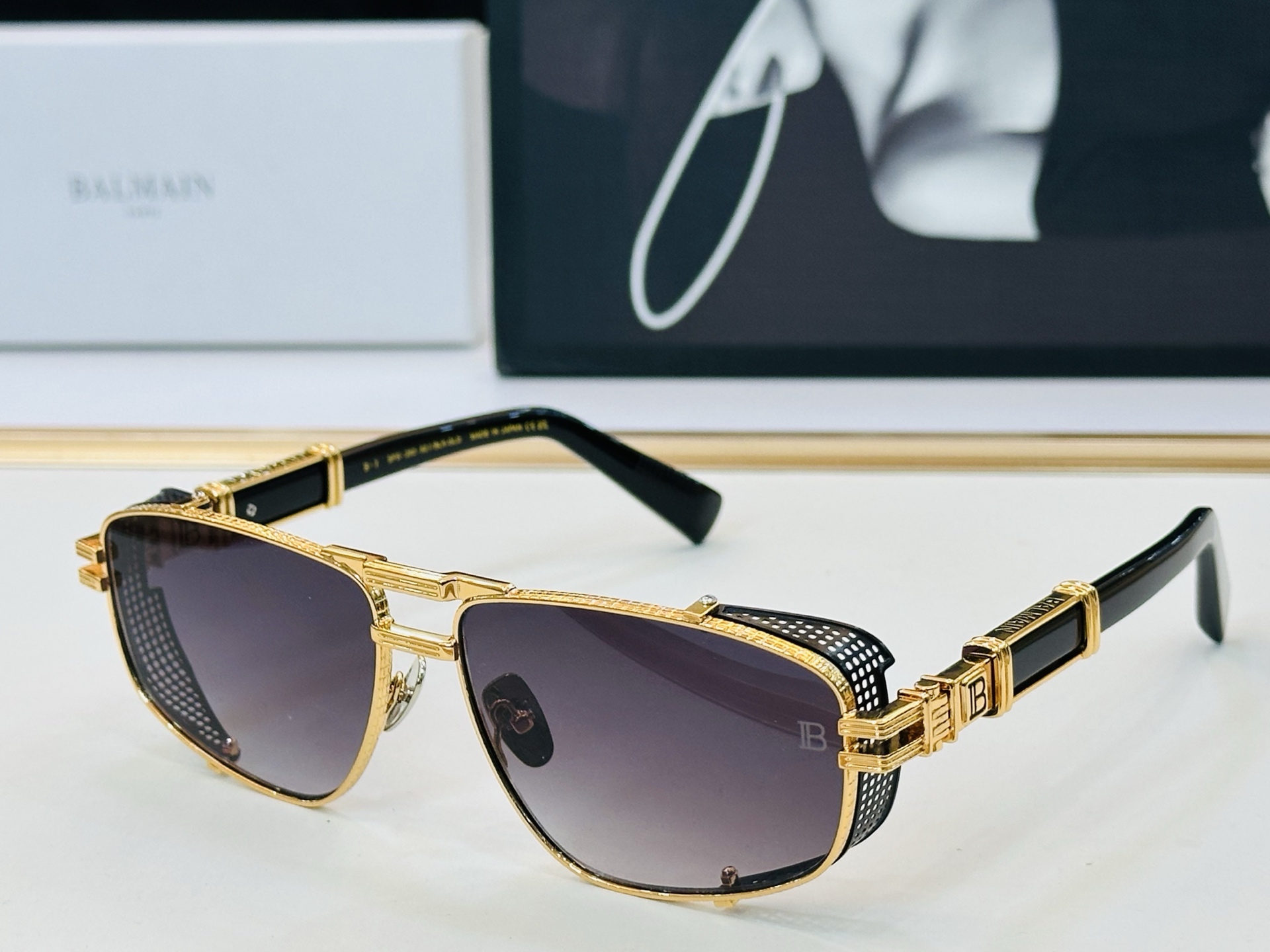 NO:768611,Balmain Balmain BPS-280 men's and women's sunglasses, blue film inside, Size 62, mouth 15-145, unique logo, K high quality, glasses, sunglasses, sunglasses, glasses, balmain, balmain19860909Balmain巴尔曼BPS-280 男女款太阳镜 内镀蓝膜 Size62口15-145 标志独特 K高品质 眼镜墨镜太阳镜,眼镜,balmain,balmain,glasses