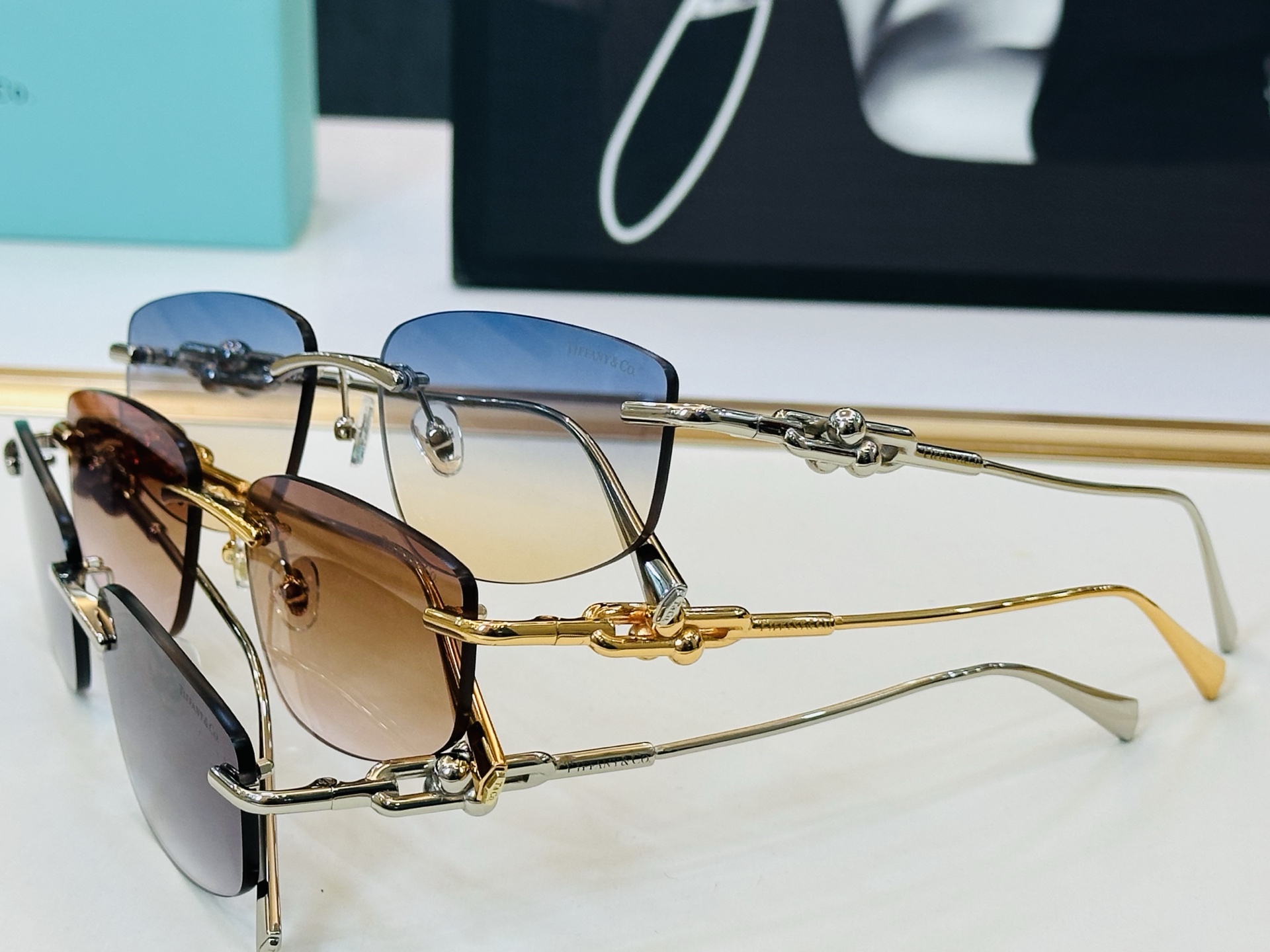 蒂芙家 Tiffany & CO. TF2042L Size：58口18-145 时尚太阳镜架 👍X多色