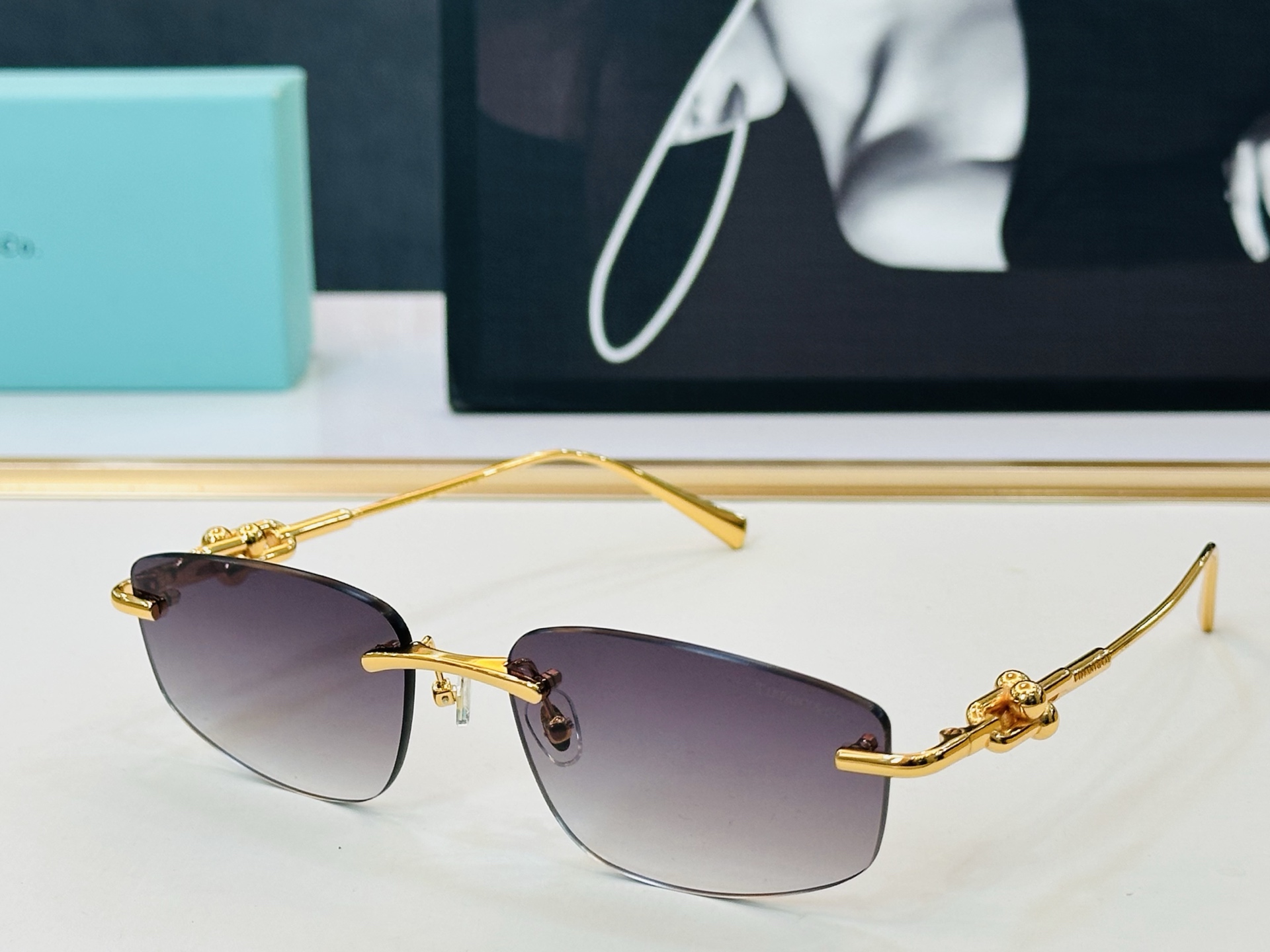 NO:768589,Tiffany & CO. TF2042L Size 58 mouth 18-145 fashionable sunglasses frame19860909蒂芙家 Tiffany & CO. TF2042L Size58口18-145 时尚太阳镜架 X多色可选 太阳镜 眼镜墨镜太阳镜,眼镜,tom ford,glasses