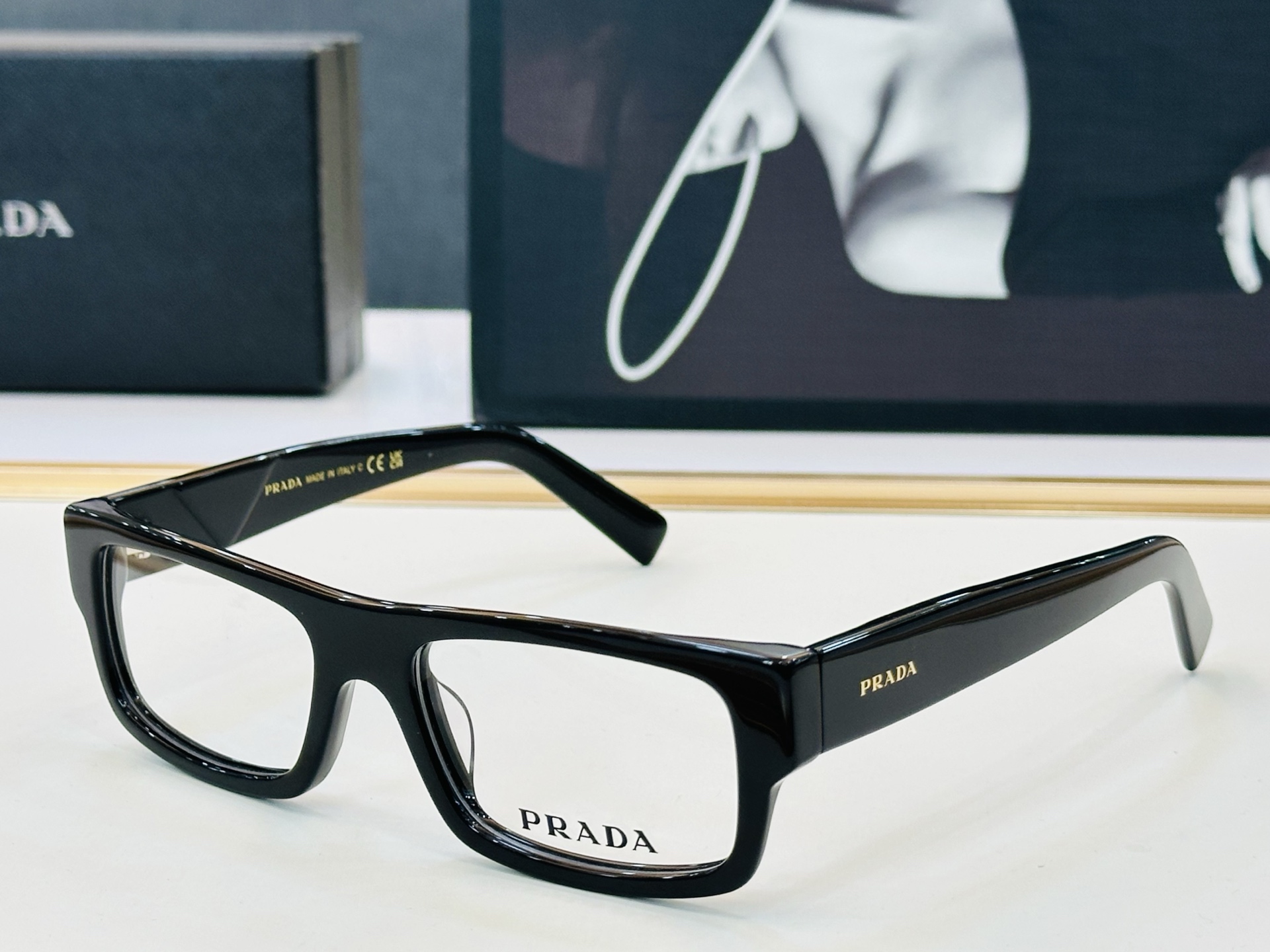 NO:768612,PRAD*Pujia PR D06V Size 54 mouth 18-145 glasses series are exquisitely made, the latest popular model J light fitting frame glasses sunglasses sunglasses, glasses, prada, prada19860909PRAD*普家 PR D06V Size54口18-145眼镜系列堪称精湛制作 最新推出火爆款 J配光架 眼镜墨镜太阳镜,眼镜,prada,prada,glasses