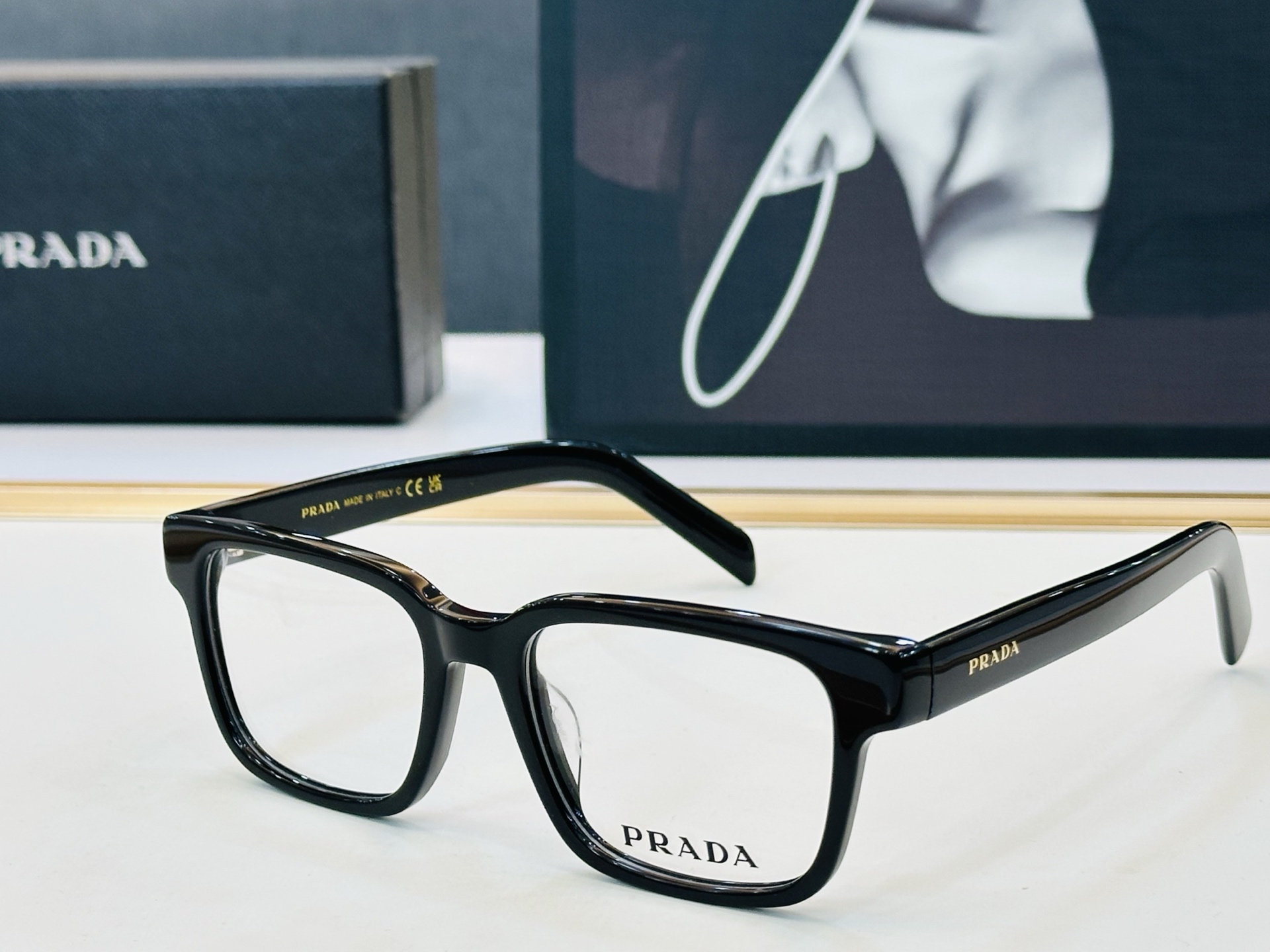 NO:768617,PRAD*Pujia PR D02E Size 53 mouth 18-145 glasses series are exquisitely made, the latest popular model J light fitting frame glasses sunglasses sunglasses, glasses, prada, prada19860909PRAD*普家 PR D02E Size53口18-145眼镜系列堪称精湛制作 最新推出火爆款 J配光架 眼镜墨镜太阳镜,眼镜,prada,prada,glasses