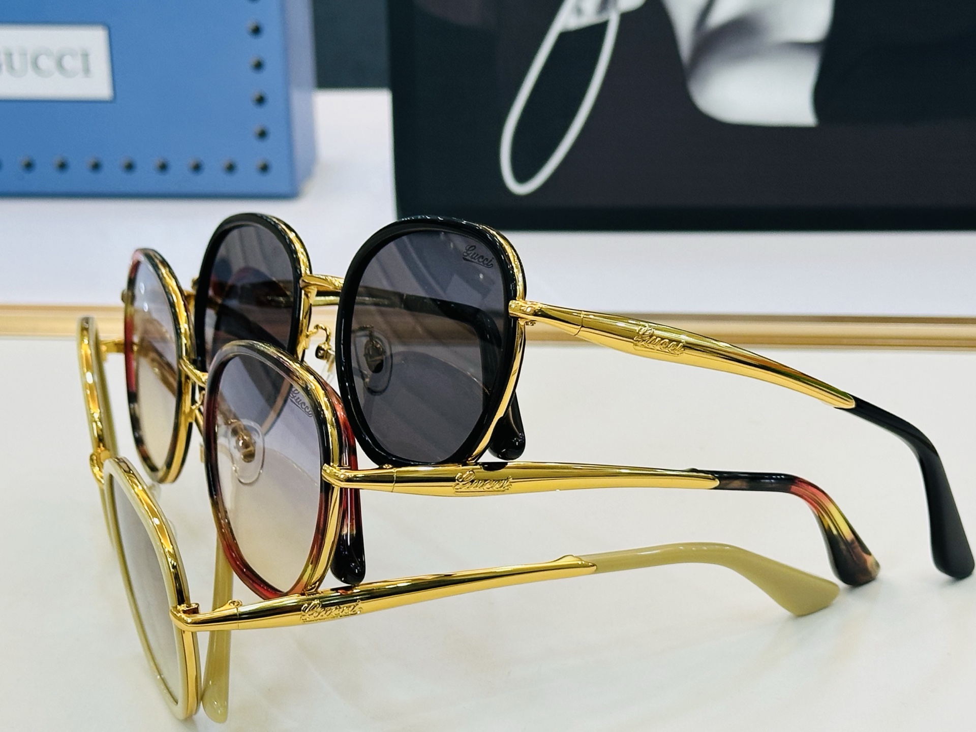 GUCC* 古家 GG1561S 🐝🐝系列 Size：55口22-145 🍁🍁 G超绝品质 。