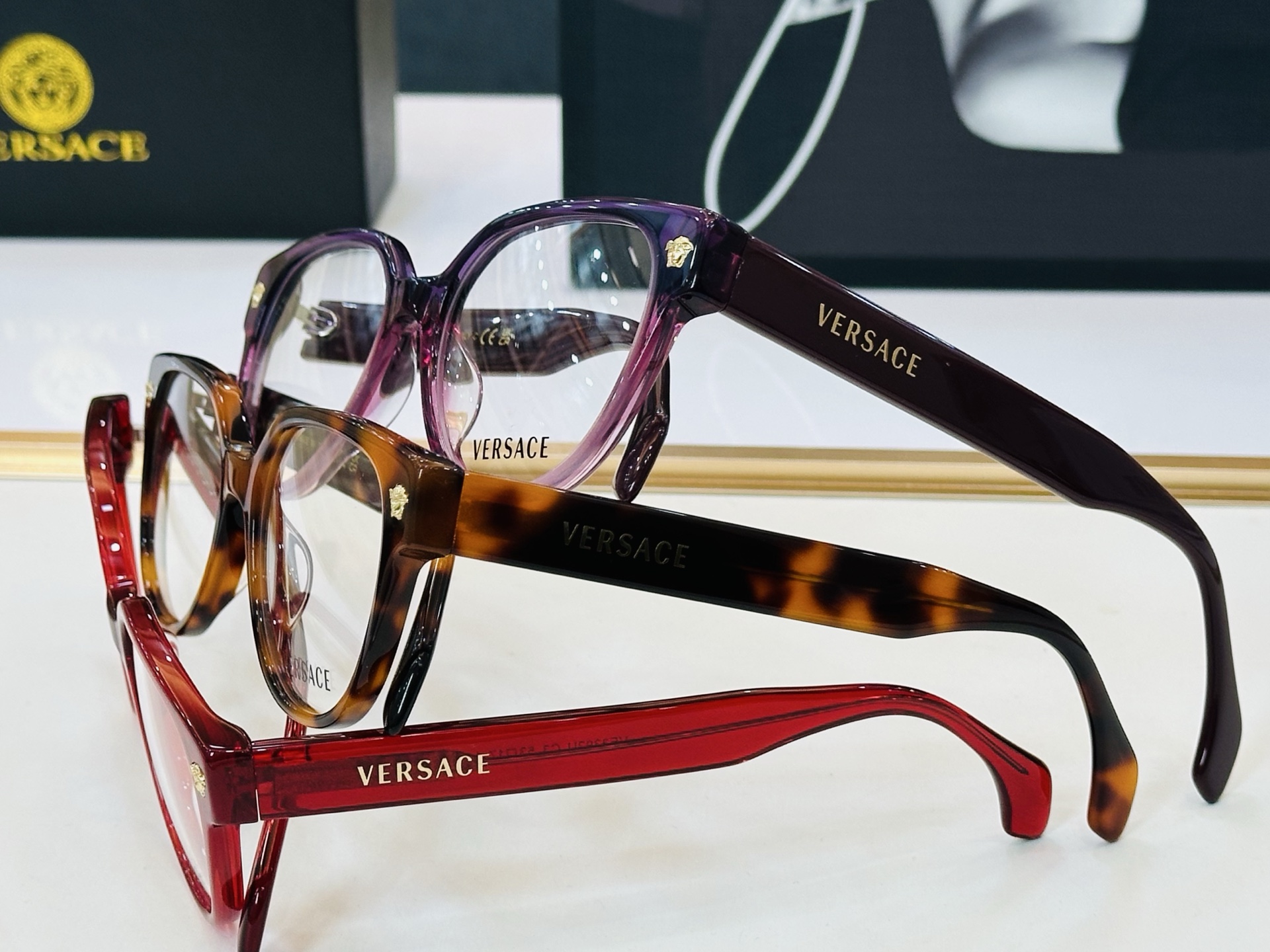 🎉🎉范思家 VERSACE✨✨✨MODEL：VE3392U Size：53口17-145 ✨J有范