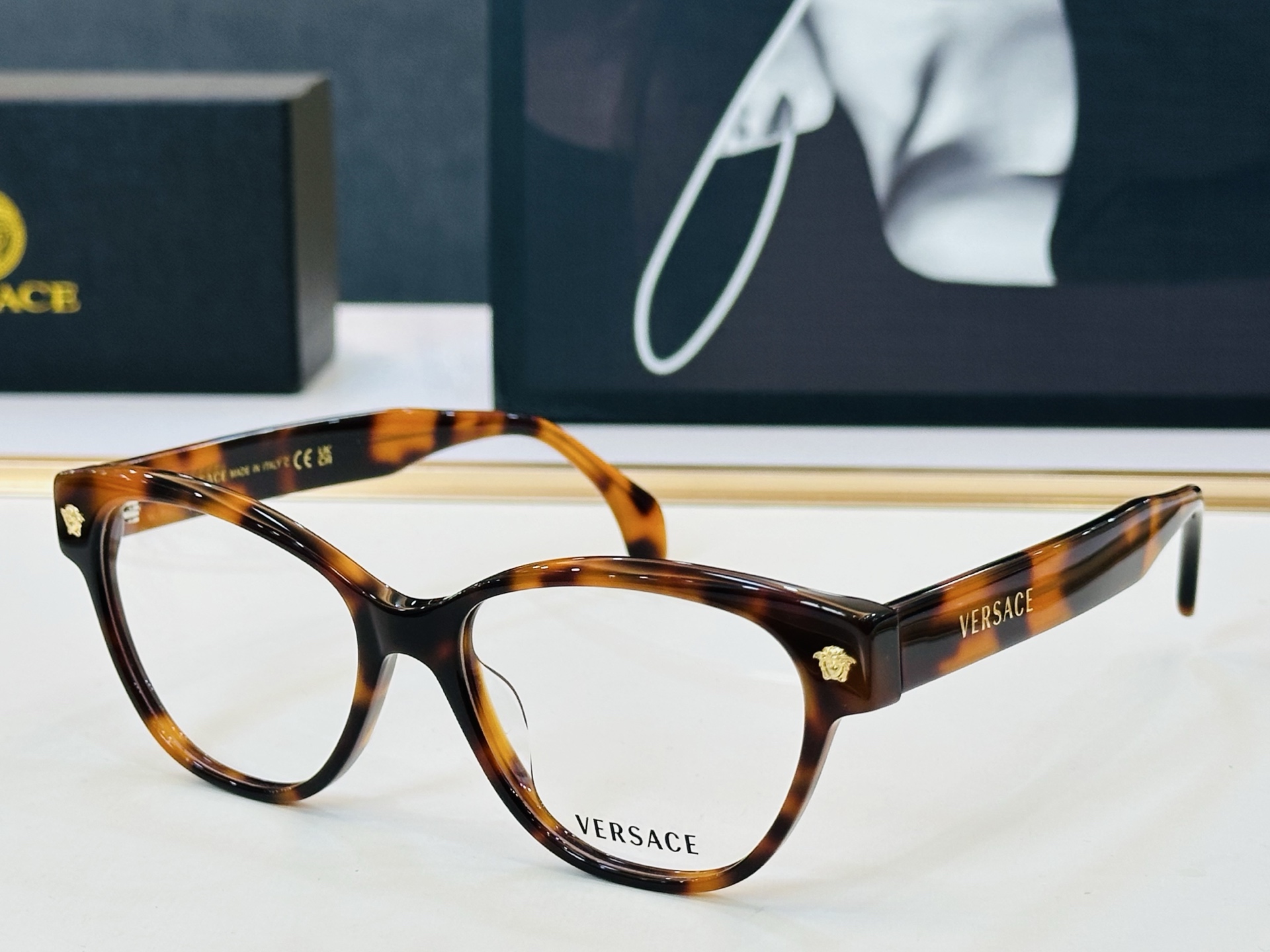 🎉🎉范思家 VERSACE✨✨✨MODEL：VE3393U Size：54口17-145 ✨J有范