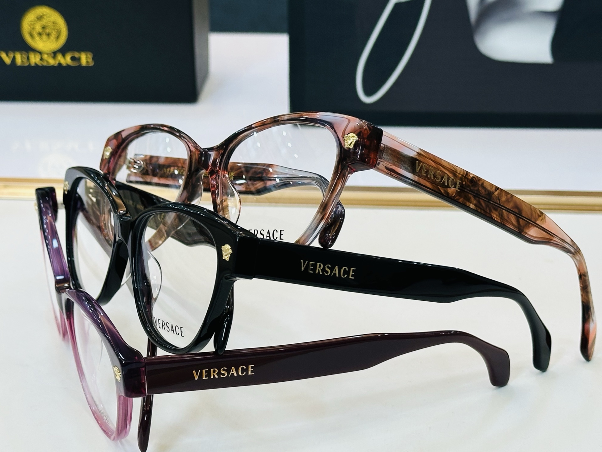 🎉🎉范思家 VERSACE✨✨✨MODEL：VE3393U Size：54口17-145 ✨J有范
