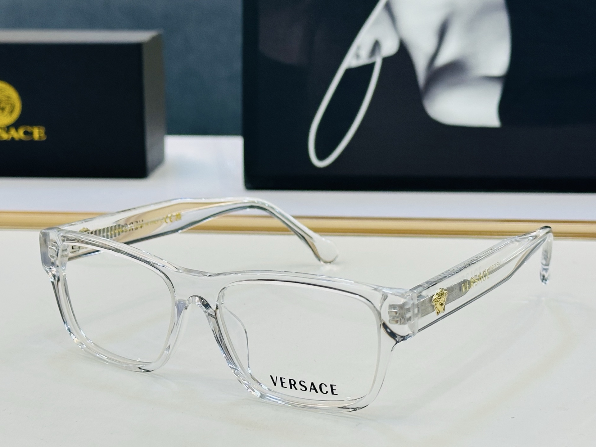 🎉🎉范思家 VERSACE✨✨✨MODEL：VE3390U Size：54口18-145 ✨J有范