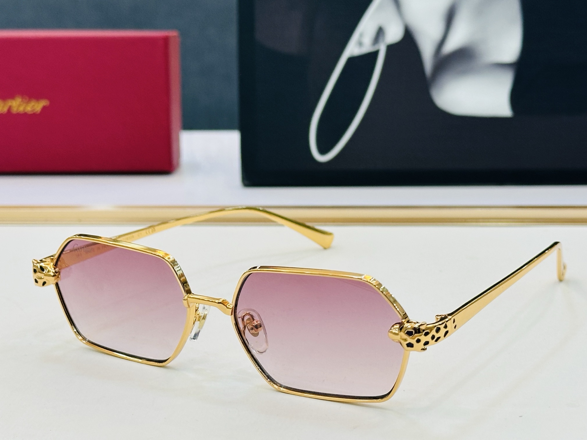新款 Cartier 卡家 MODEL: CT0932S Size：55口15-143 高品质 品牌标志