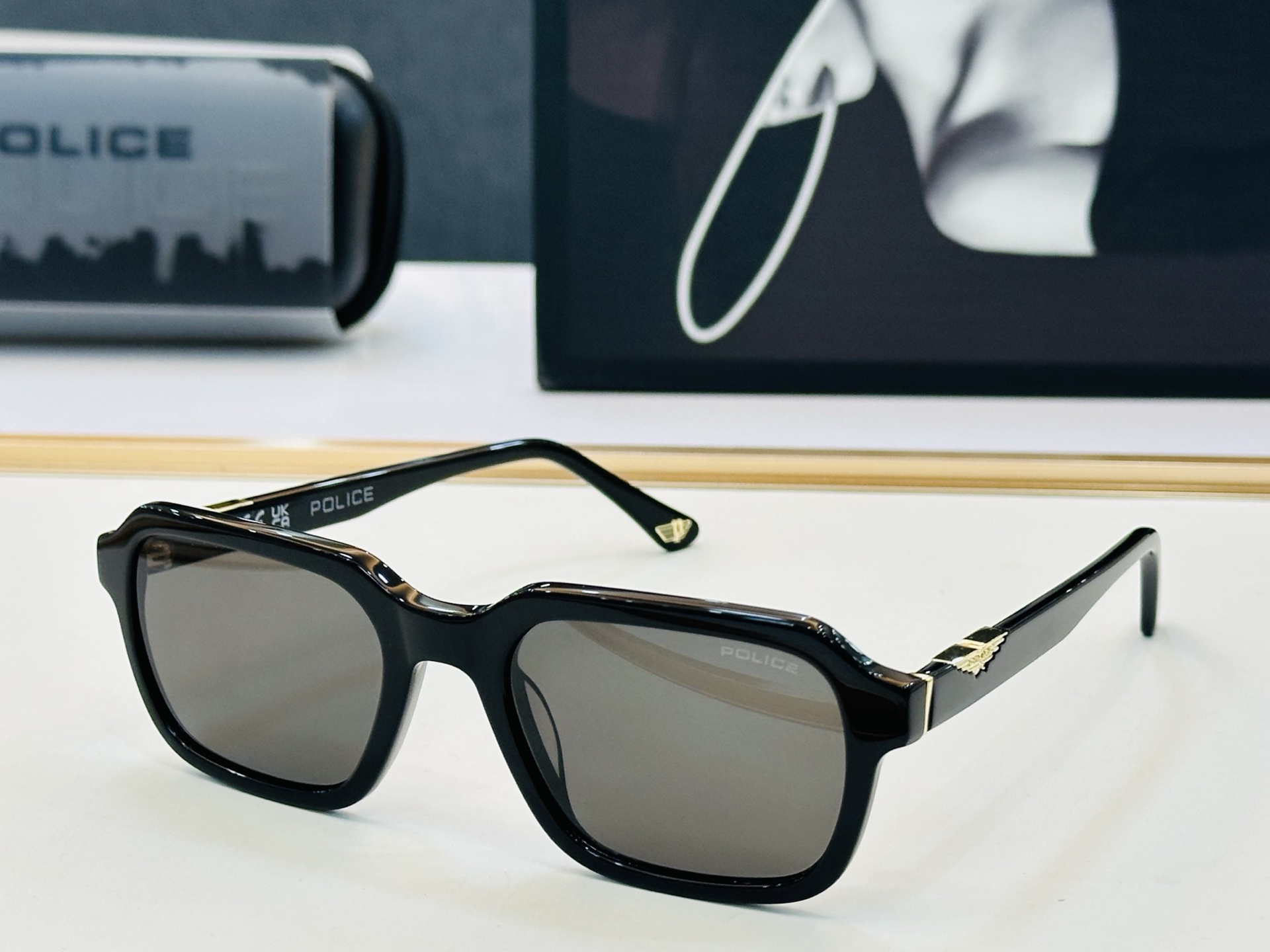 NO:768727,Police POLICE SPLL14 latest model Size53 mouth 21-fashionable and comfortable L ultra-light glasses sunglasses sunglasses, glasses19860909警察 POLICE SPLL14 最新款 Size53口21-时尚舒适 L超轻 眼镜墨镜太阳镜,眼镜,glasses