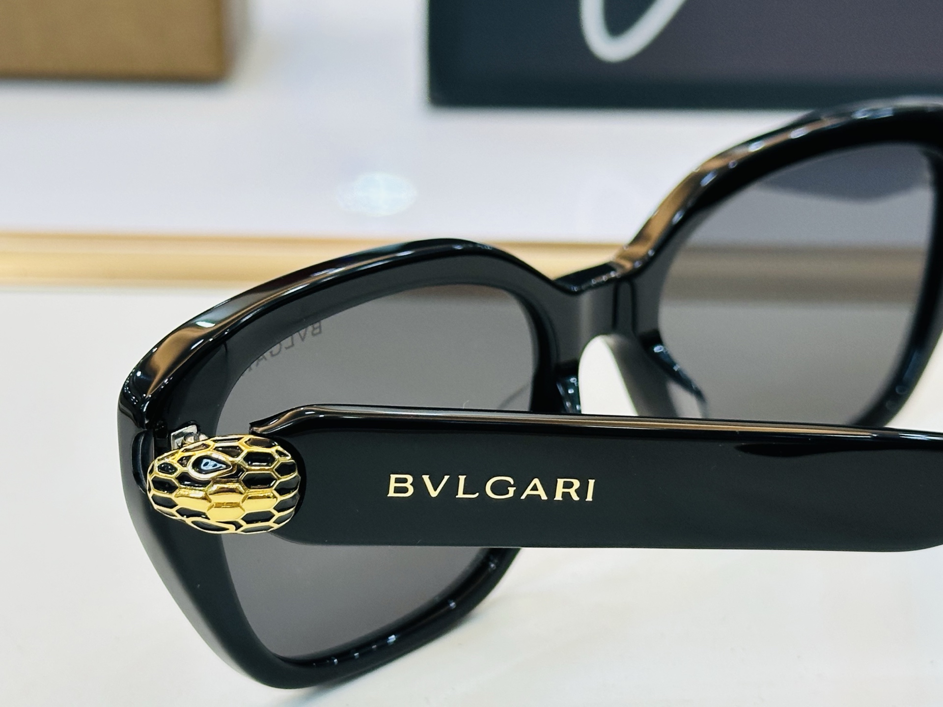 🆕款 官网同售 宝格家 BV50021 👍 Size ：55口18-148 绝对要买😎品质非常完美 b出