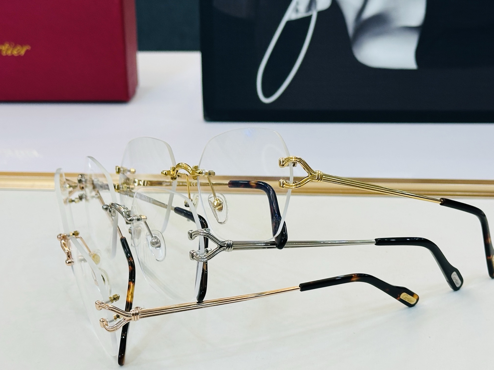 Cartier-卡家 🎁CT0564 Size：54口19-140 不挑脸型 简约大气 时尚休闲👌👃C配